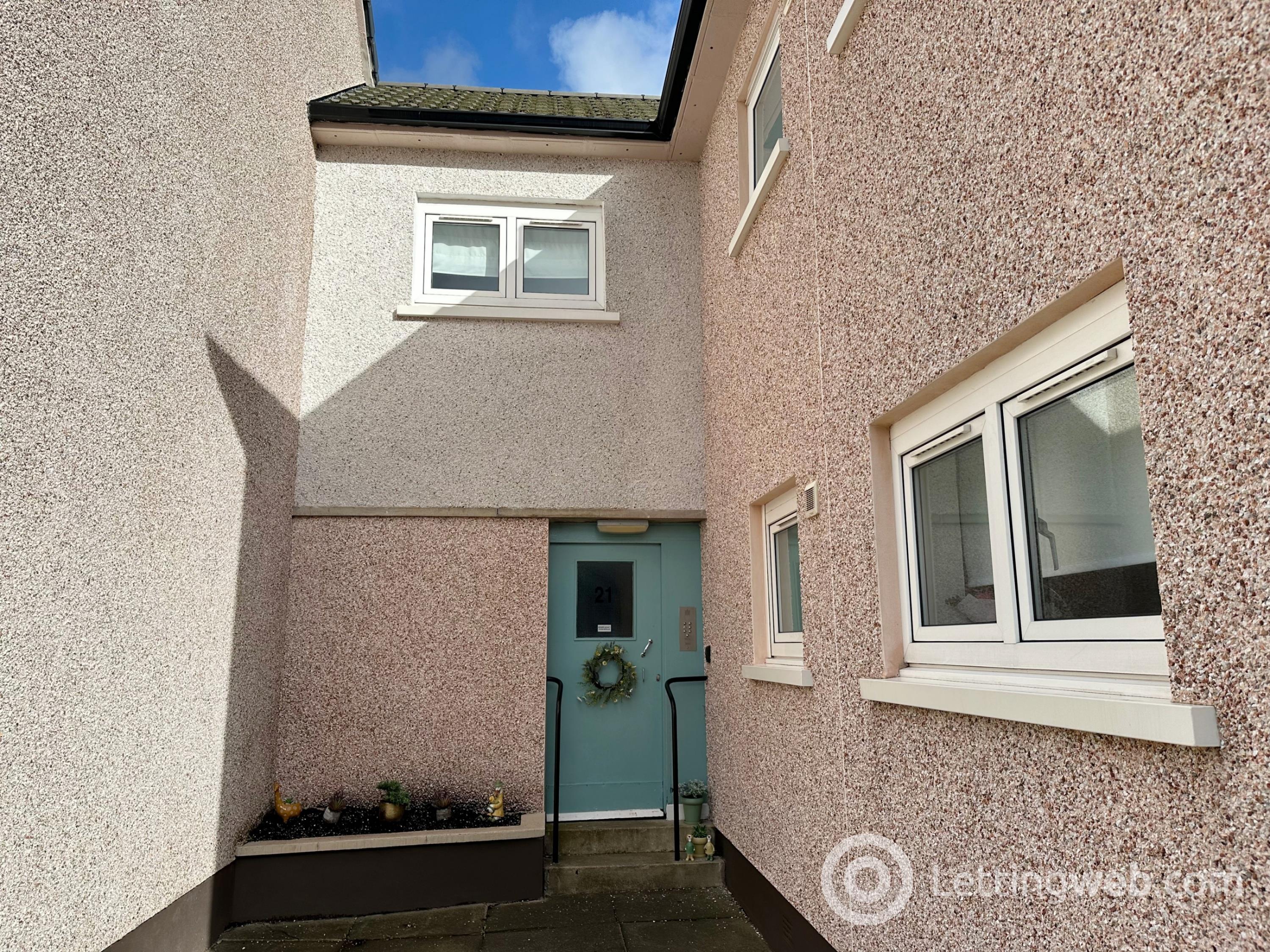 Property to rent in Woodside Walk, Hamilton, ML3 7HY