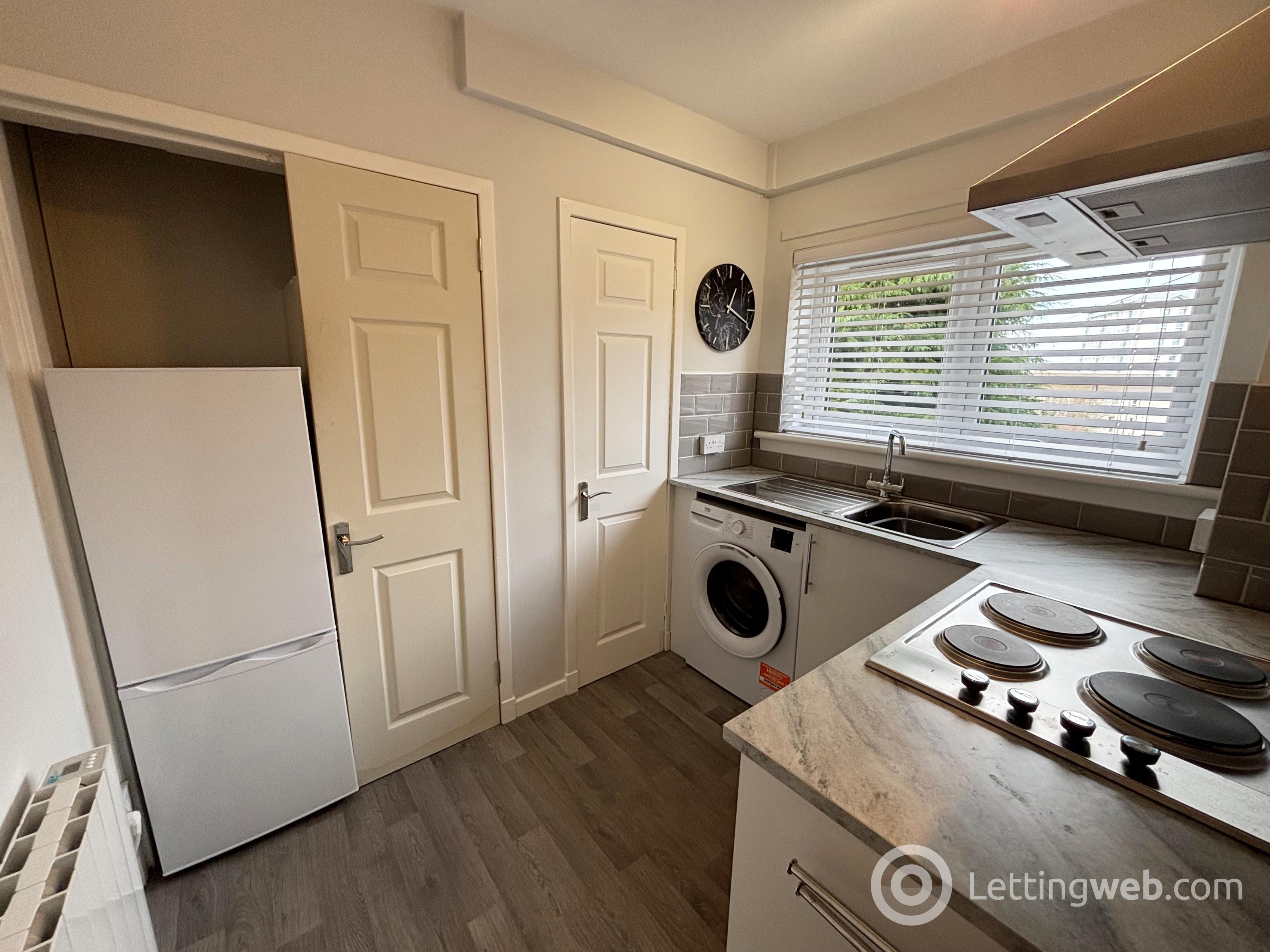 Property to rent in Woodside Walk, Hamilton, ML3 7HY