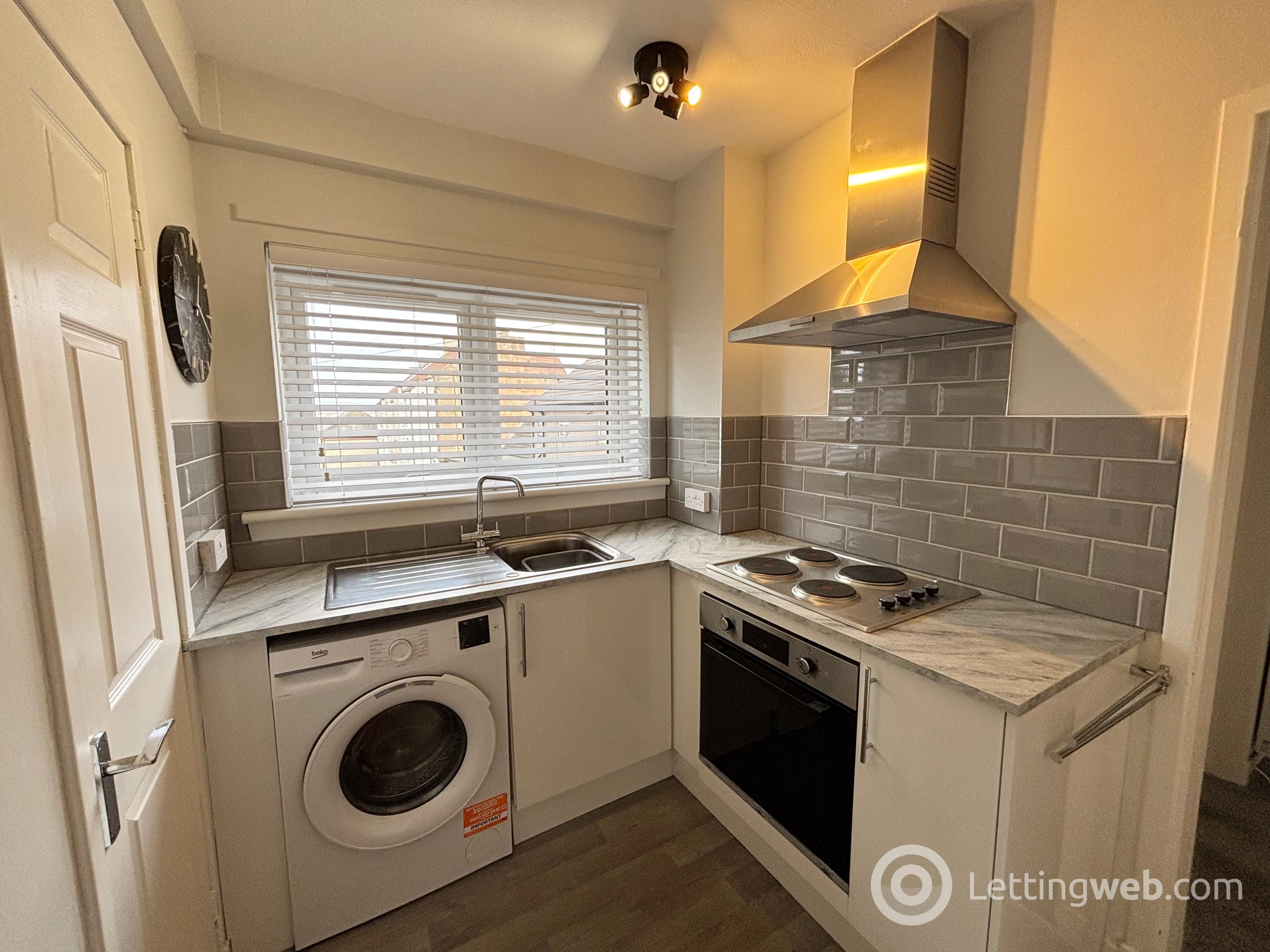 Property to rent in Woodside Walk, Hamilton, ML3 7HY