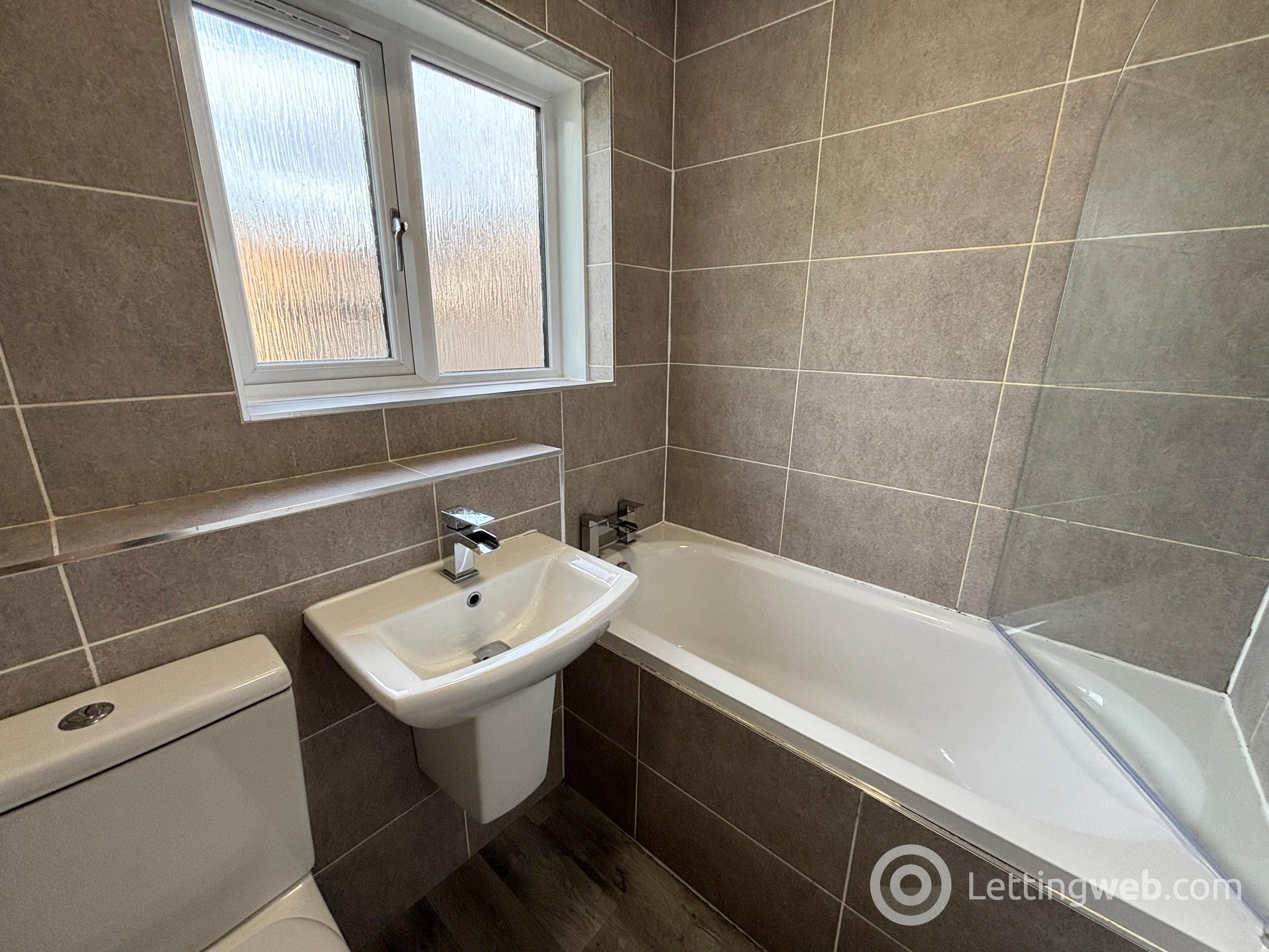 Property to rent in Woodside Walk, Hamilton, ML3 7HY
