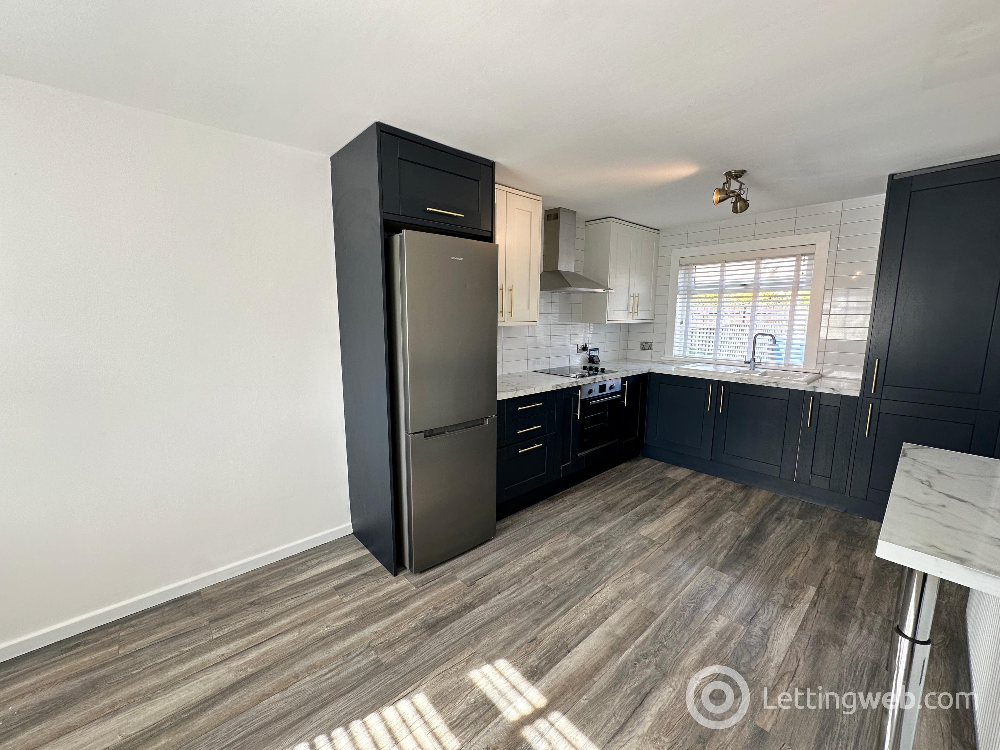 Property to rent in 24 Iona Path, Blantyre, Glasgow, G72 9RW