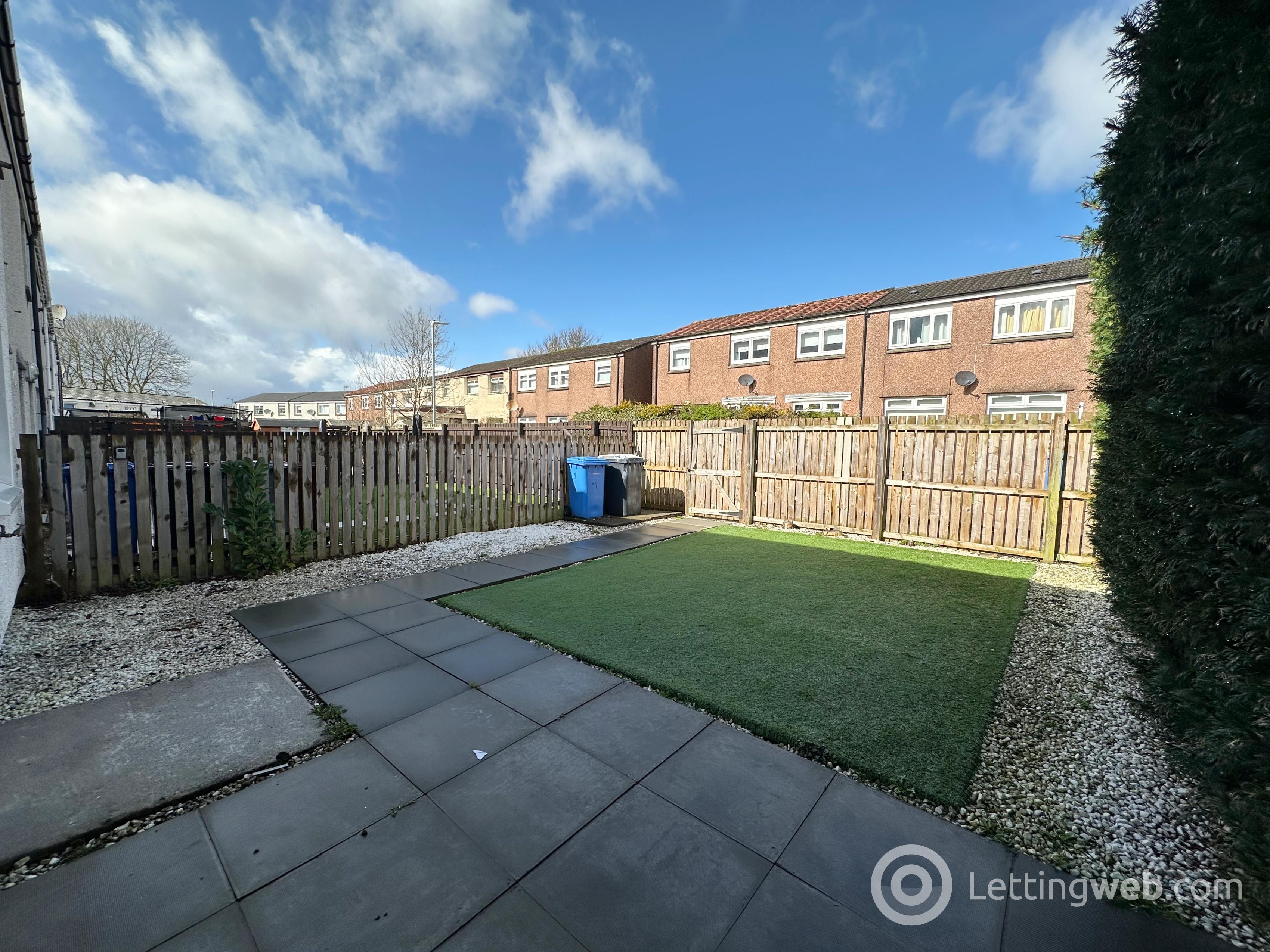 Property to rent in 24 Iona Path, Blantyre, Glasgow, G72 9RW