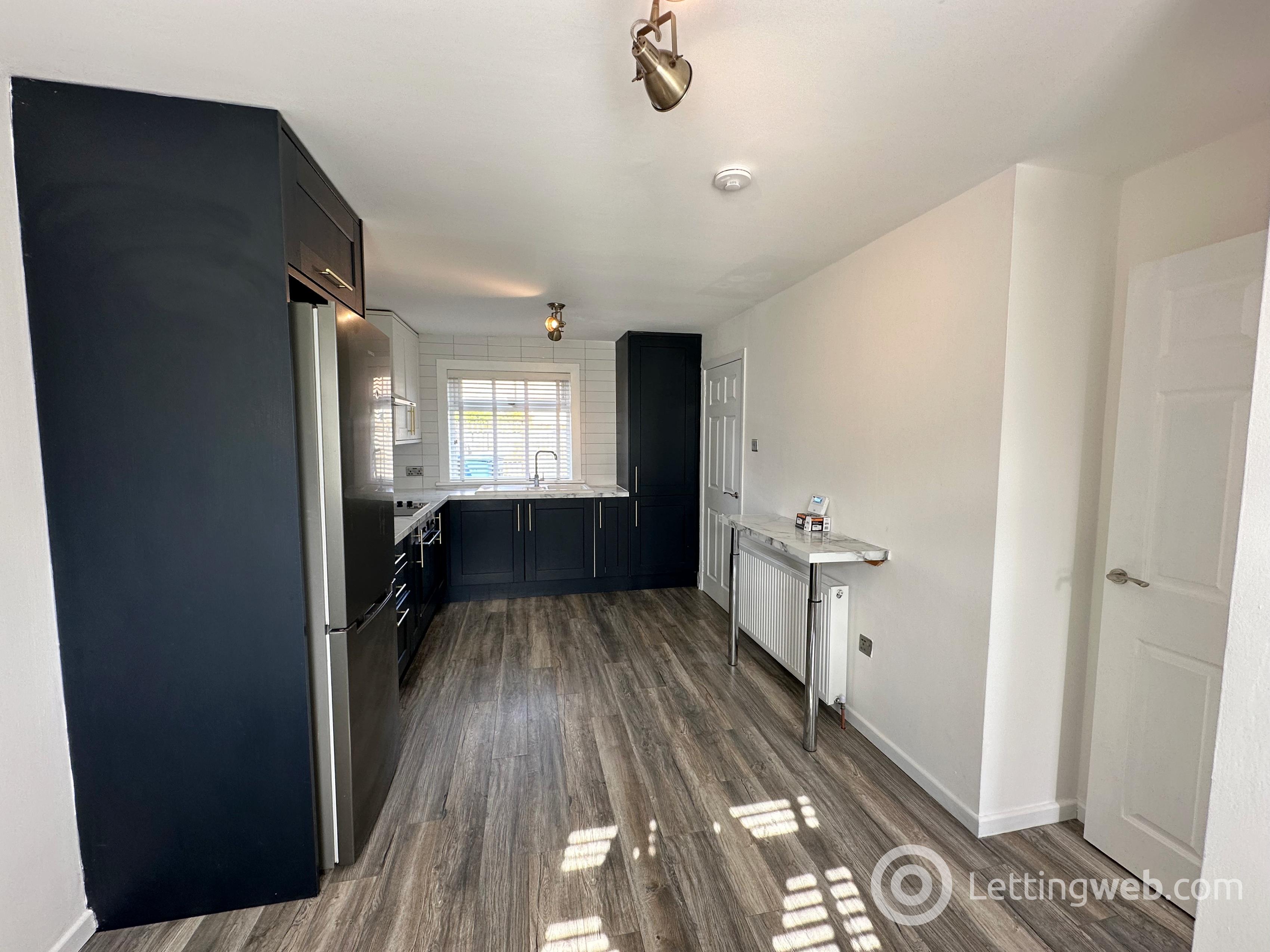 Property to rent in 24 Iona Path, Blantyre, Glasgow, G72 9RW