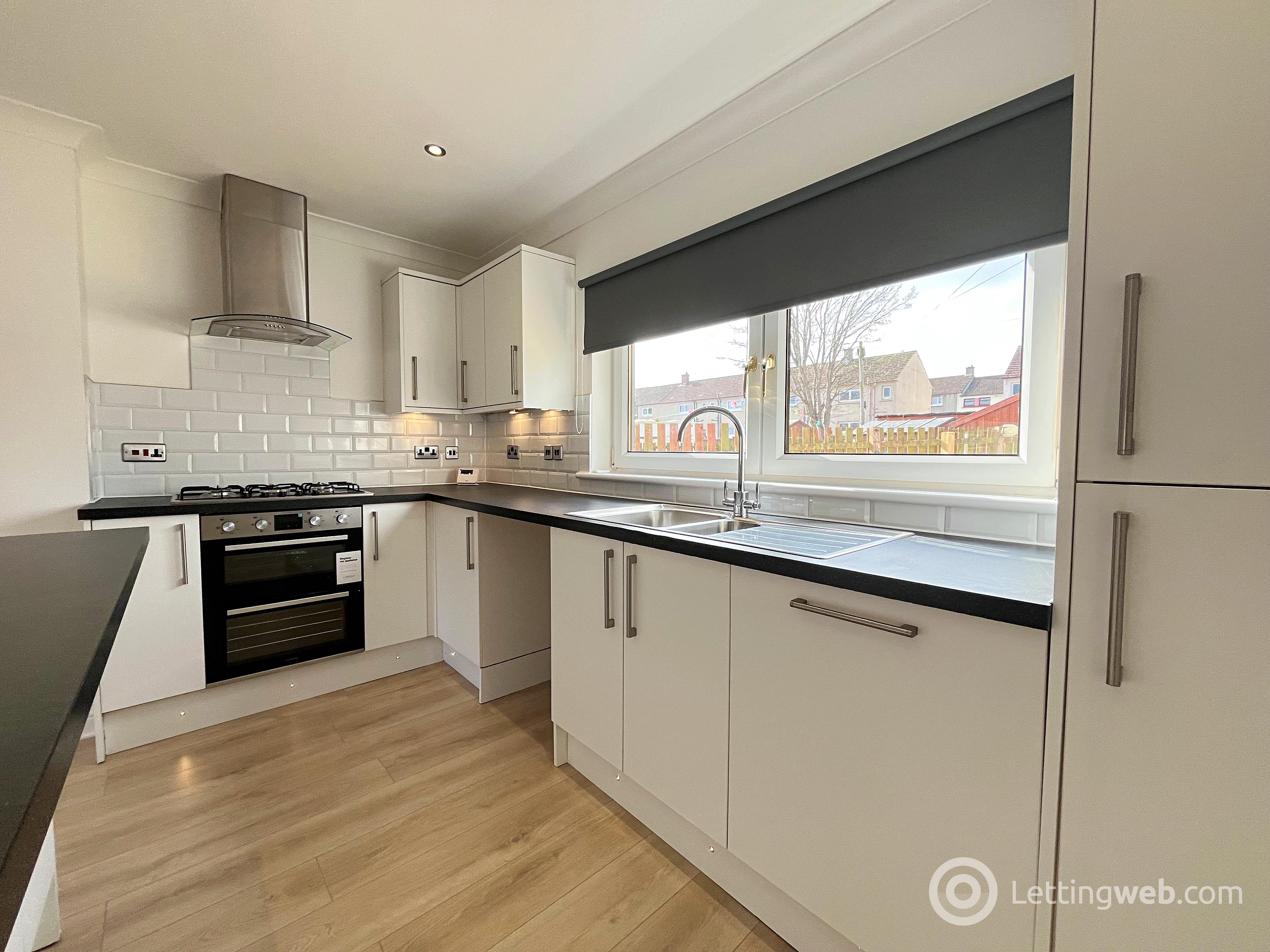 Property to rent in Hillview Drive, Blantyre, Glasgow, G72 9EF