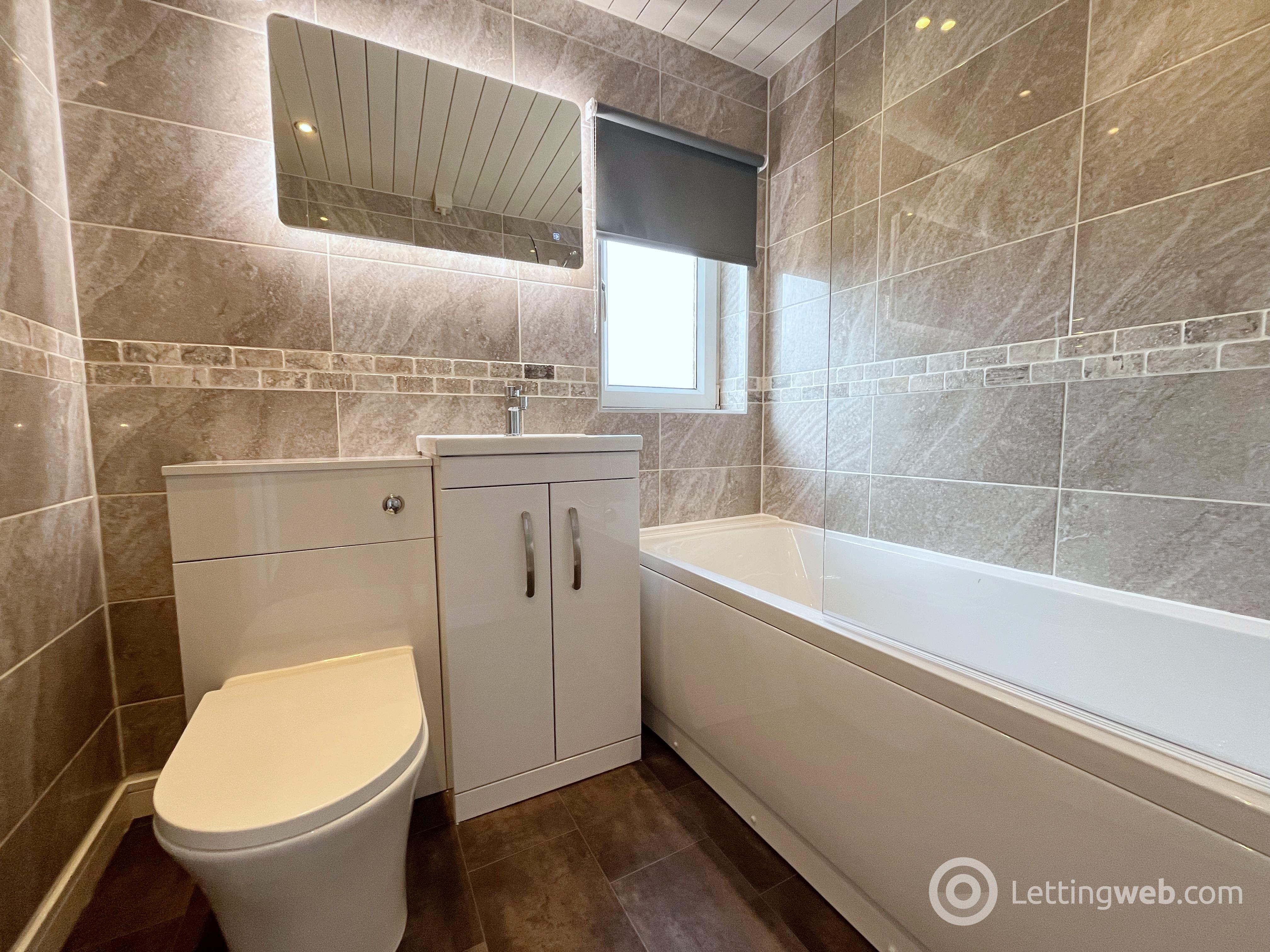 Property to rent in Hillview Drive, Blantyre, Glasgow, G72 9EF