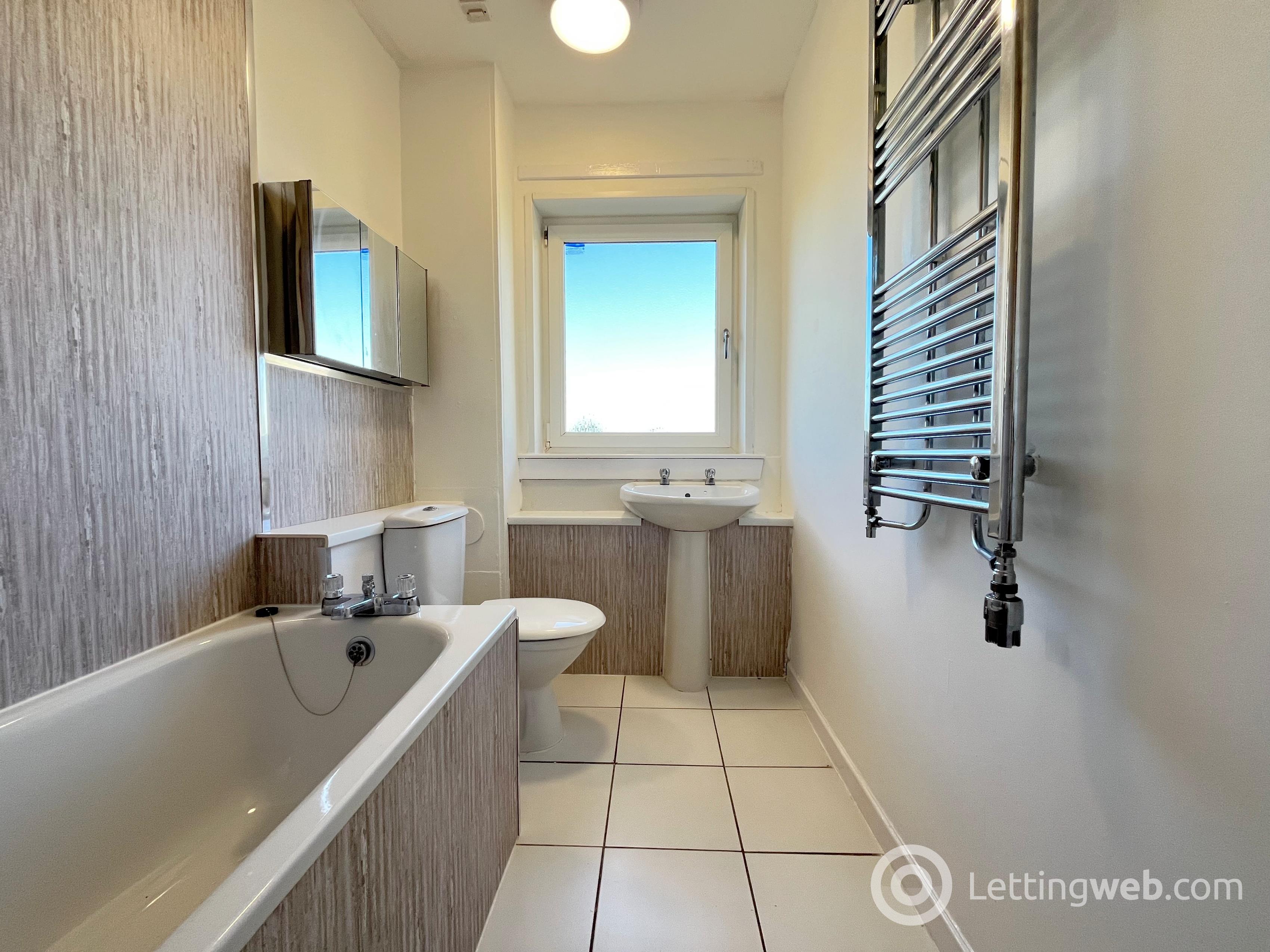 Property to rent in Portland Place, Hamilton, ML3 7LA