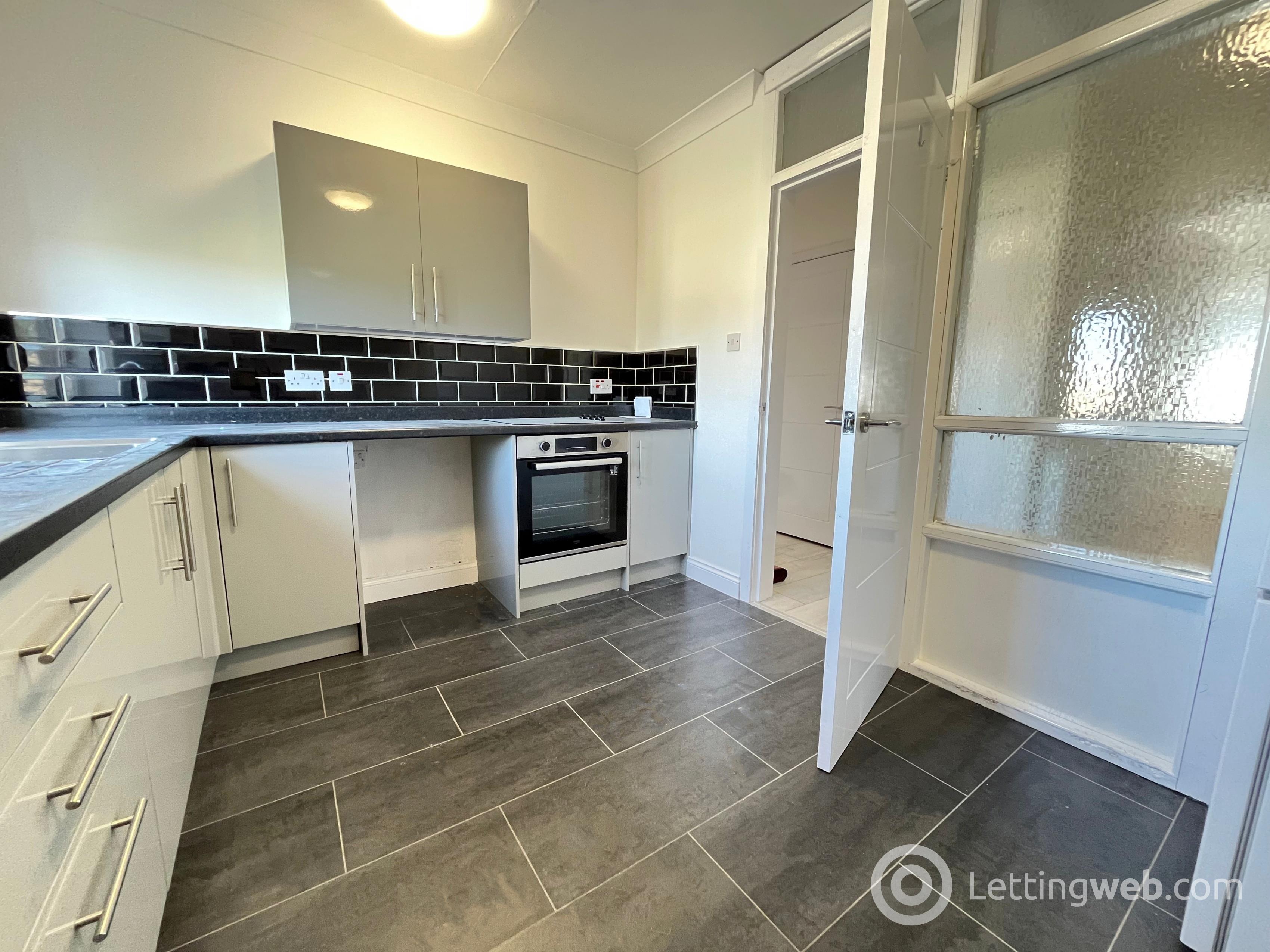 Property to rent in Portland Place, Hamilton, ML3 7LA
