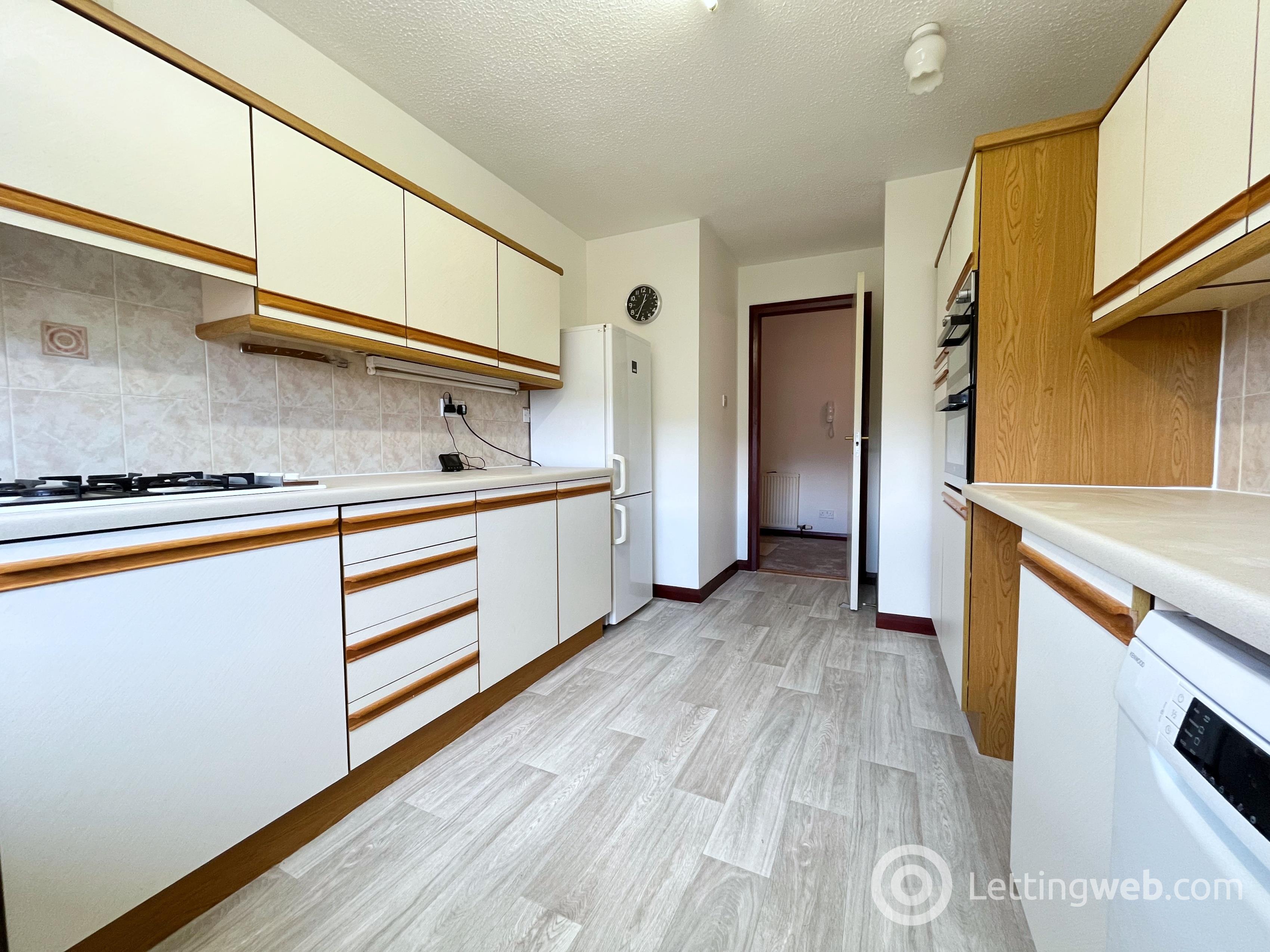 Property to rent in Barncluith Court, Miller Street, Hamilton, ML3 7EW