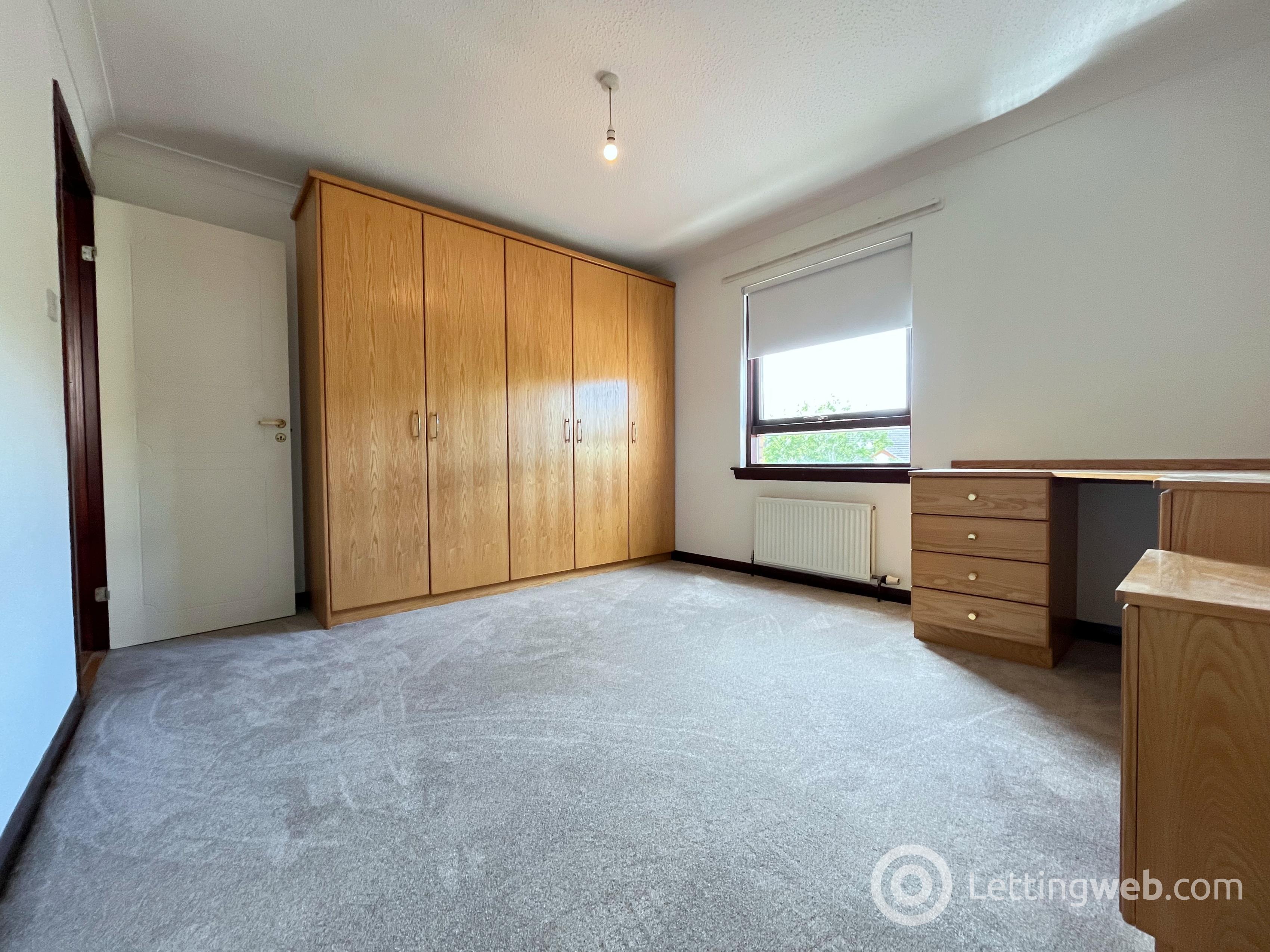 Property to rent in Barncluith Court, Miller Street, Hamilton, ML3 7EW