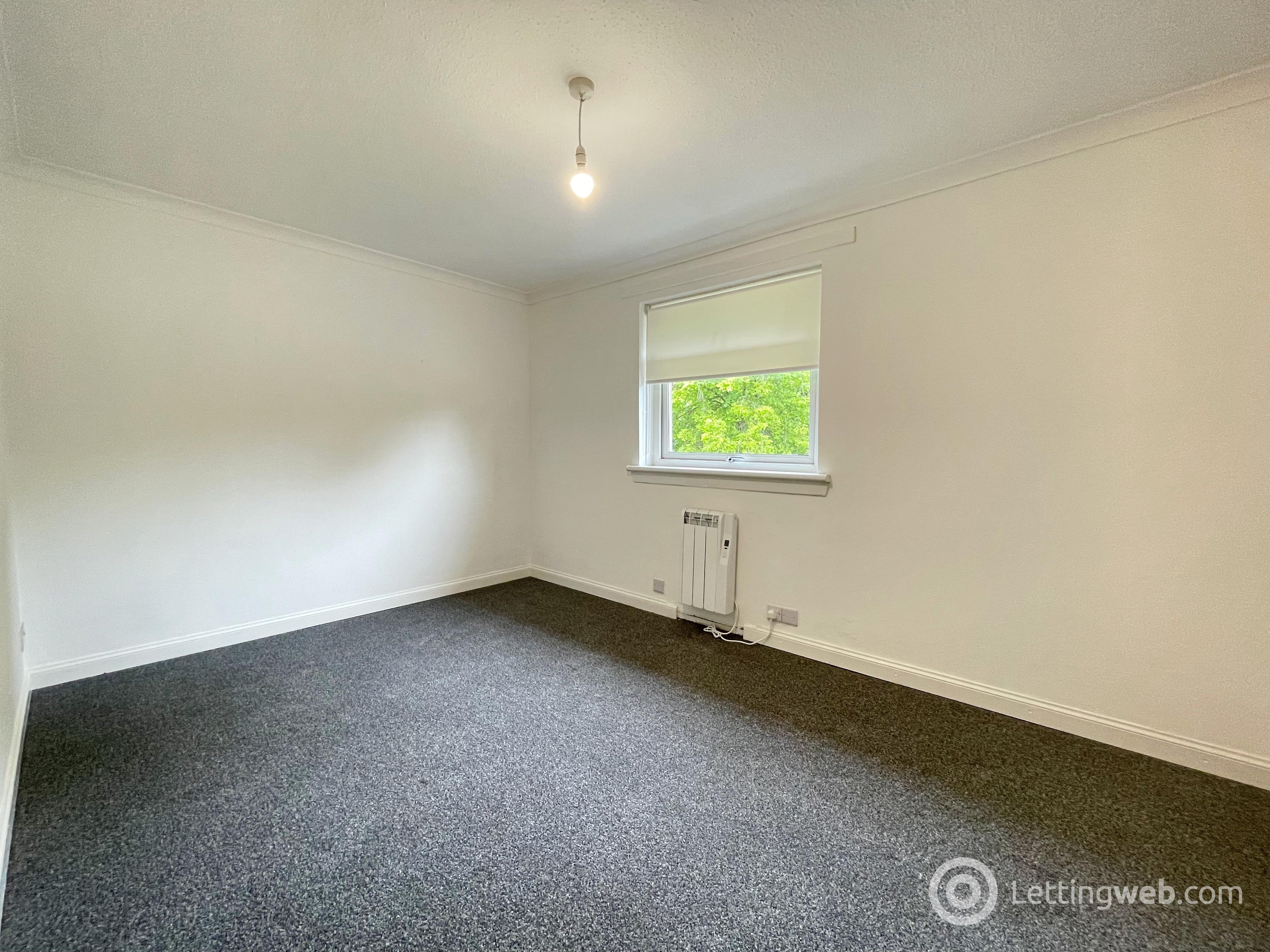 Property to rent in Woodhead Crescent, Hamilton, ML3 8TA