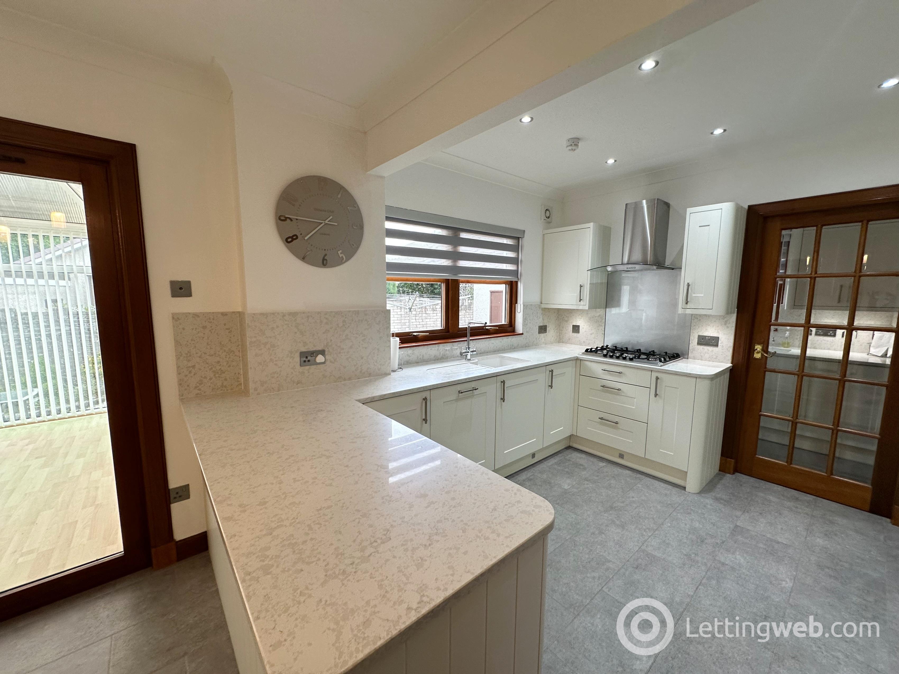 Property to rent in Chapel Road, Strathaven, ML10 6NA
