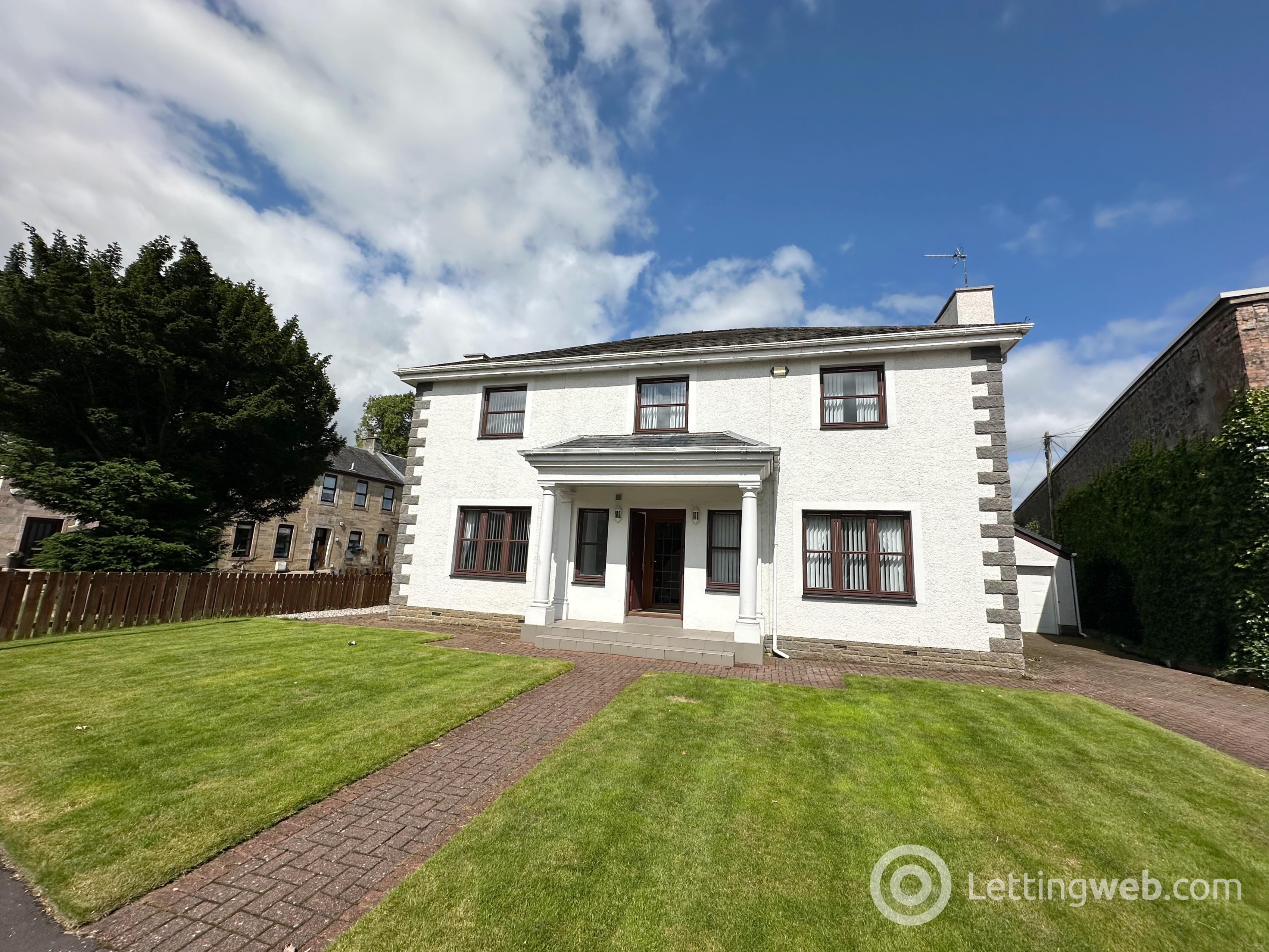 Property to rent in Chapel Road, Strathaven, ML10 6NA