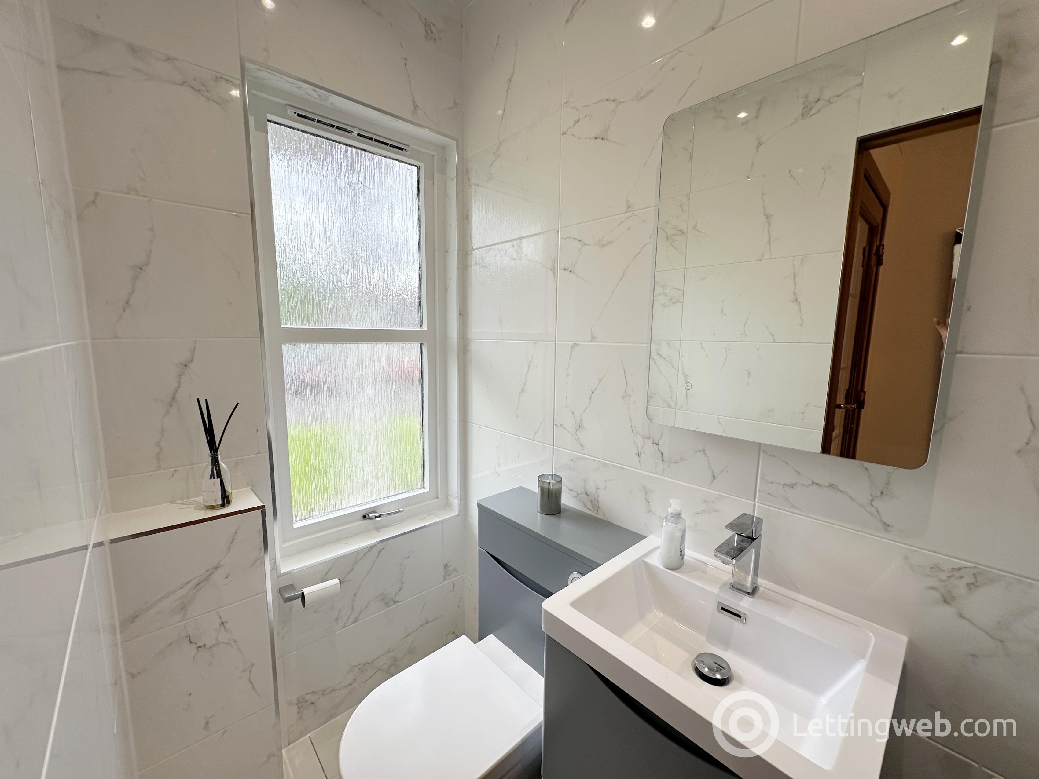 Property to rent in Chapel Road, Strathaven, ML10 6NA