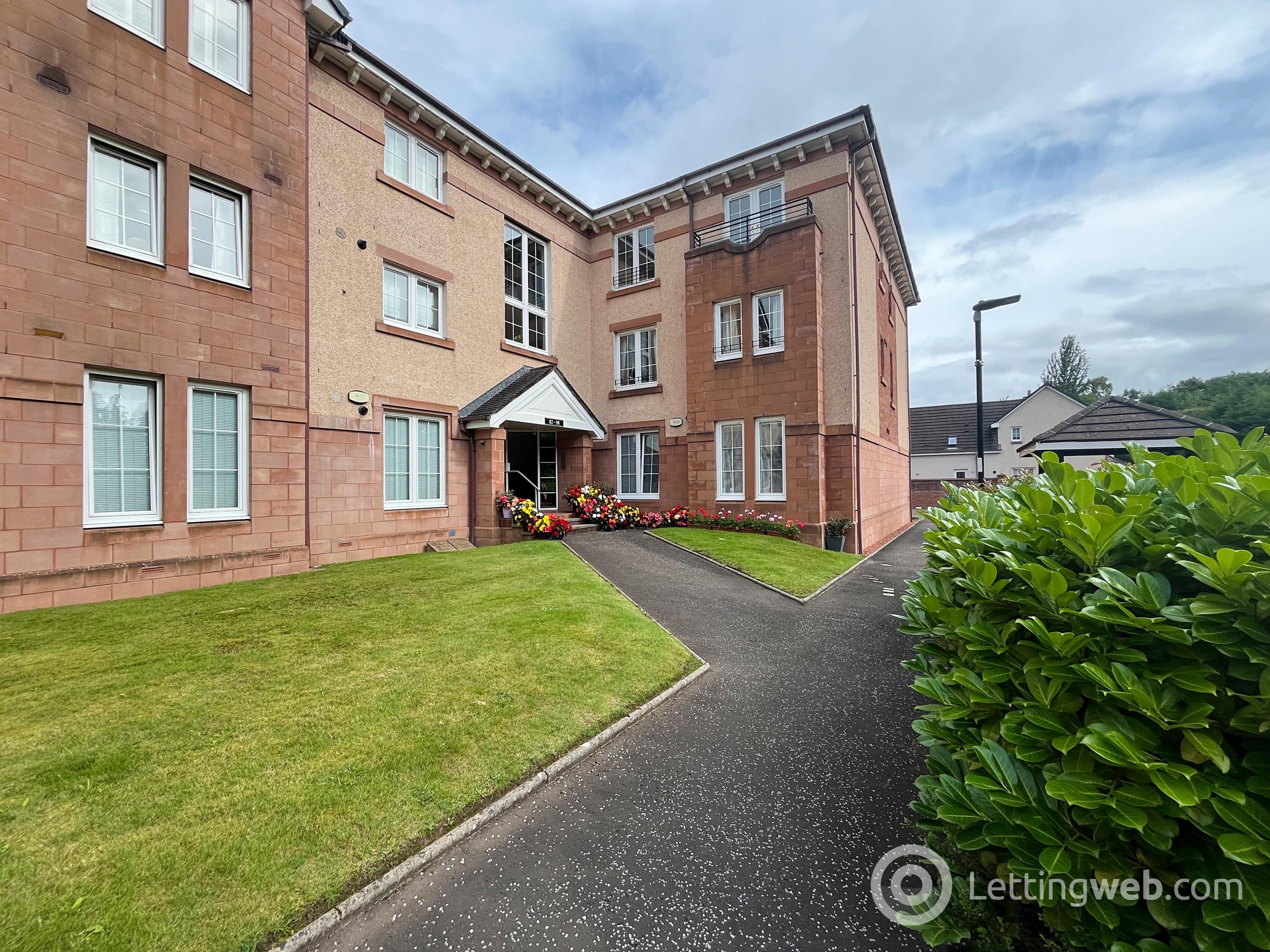 Property to rent in 98 Old Station Court, Bothwell, Glasgow, G71 8PE