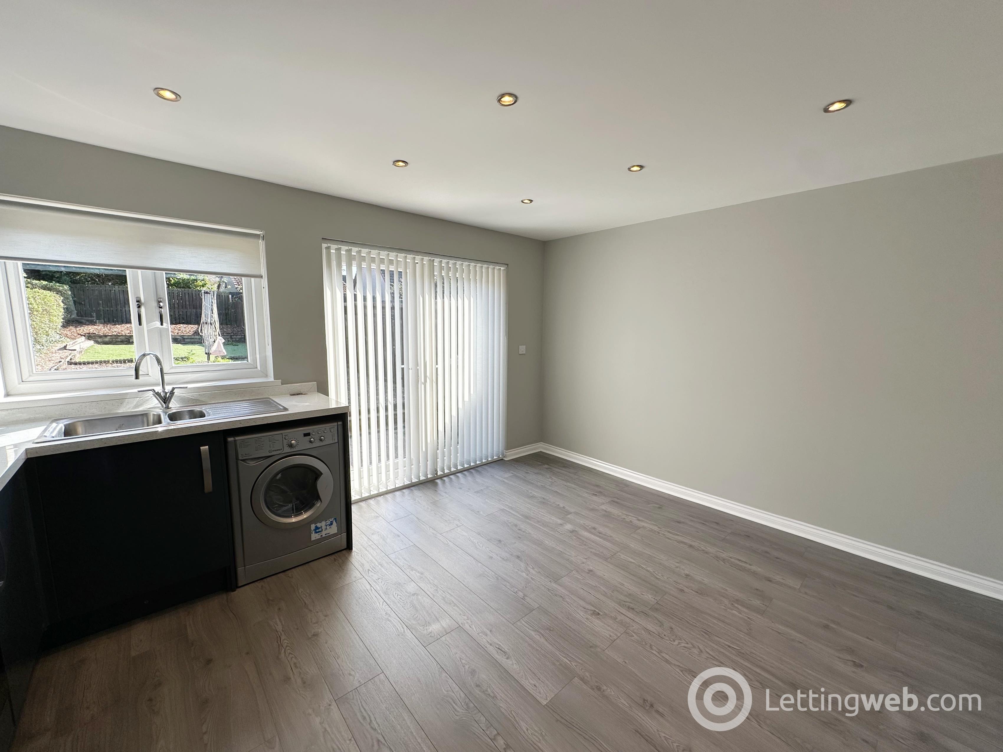 Property to rent in John Street, Larkhall, ML9 2ET
