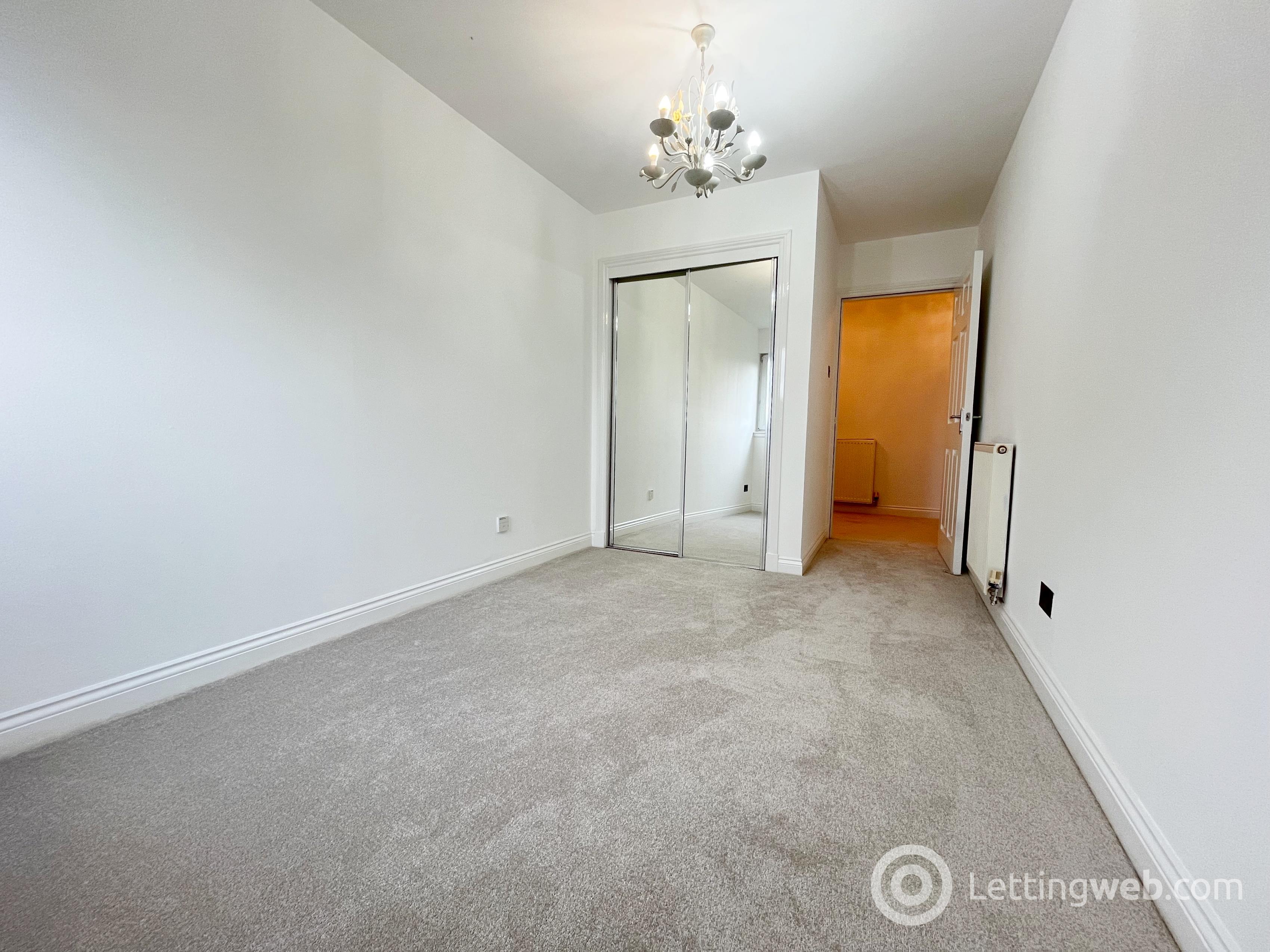 Property to rent in May Gardens, Wishaw, ML2 7PB