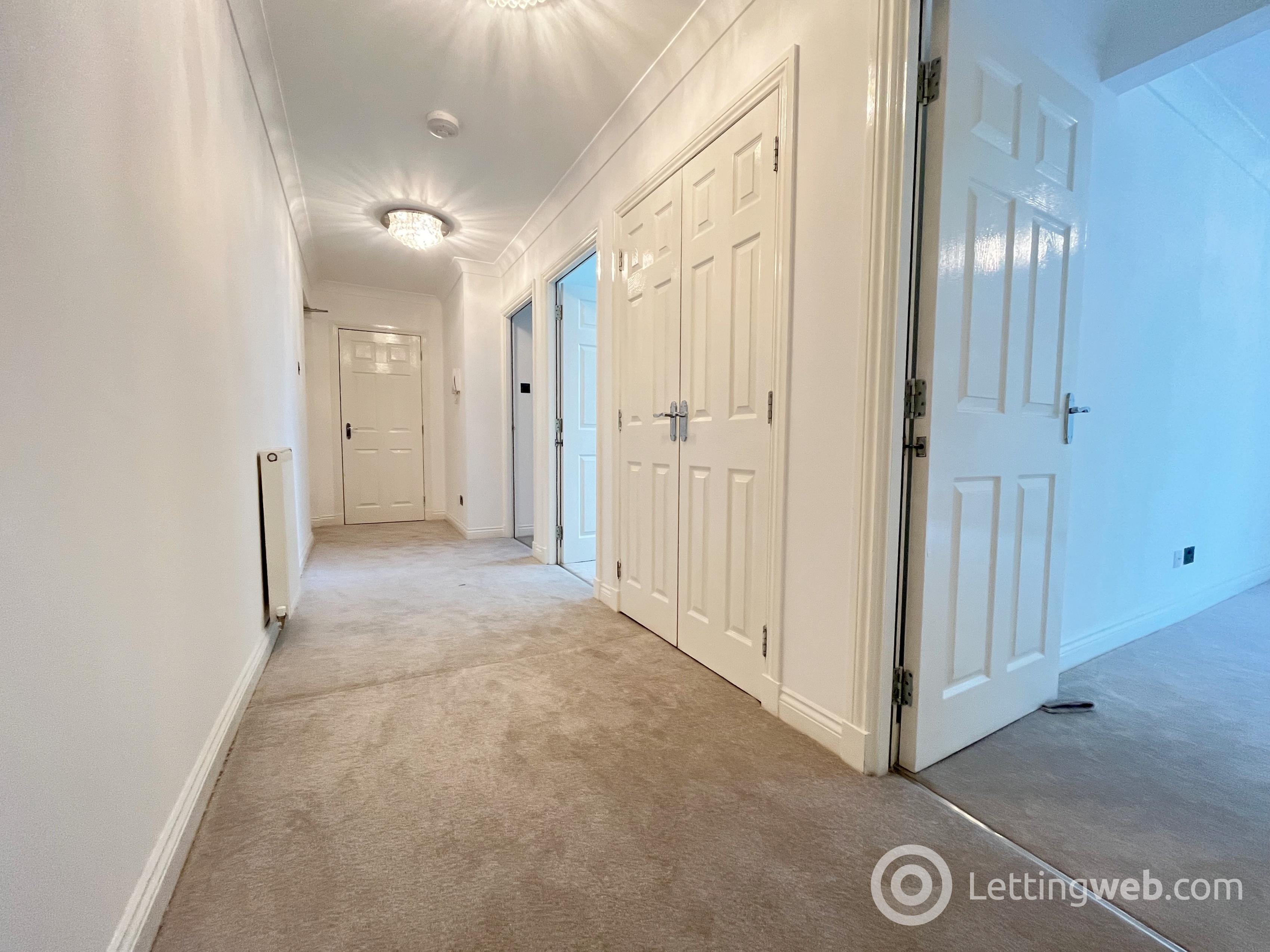 Property to rent in May Gardens, Wishaw, ML2 7PB