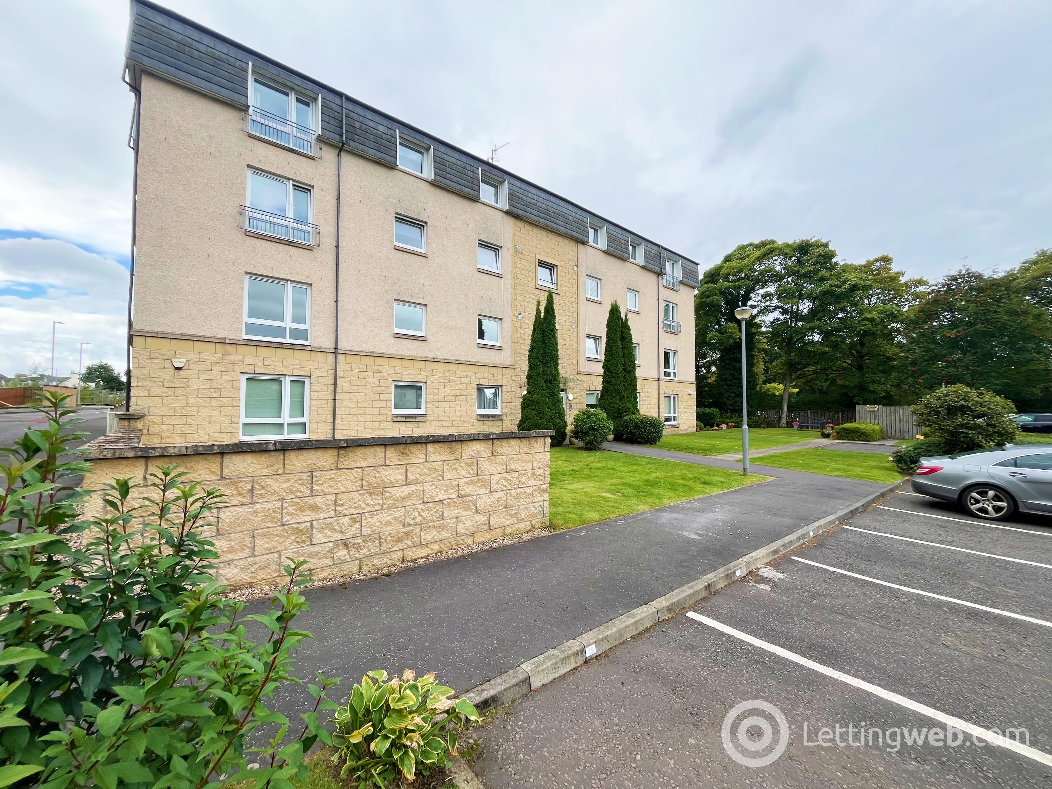 Property to rent in May Gardens, Wishaw, ML2 7PB