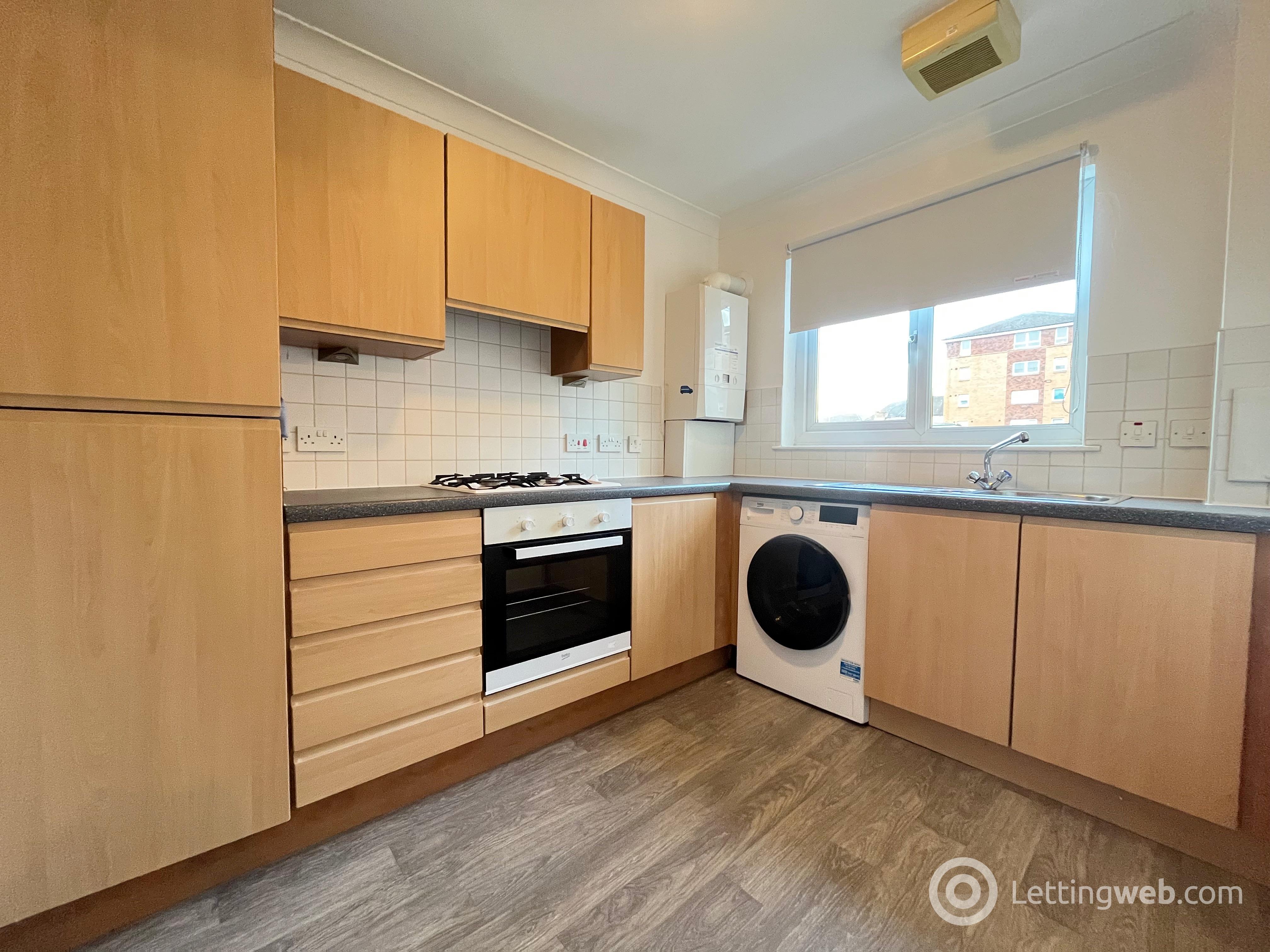 Property to rent in St. Annes Court, Hamilton, ML3 7QD