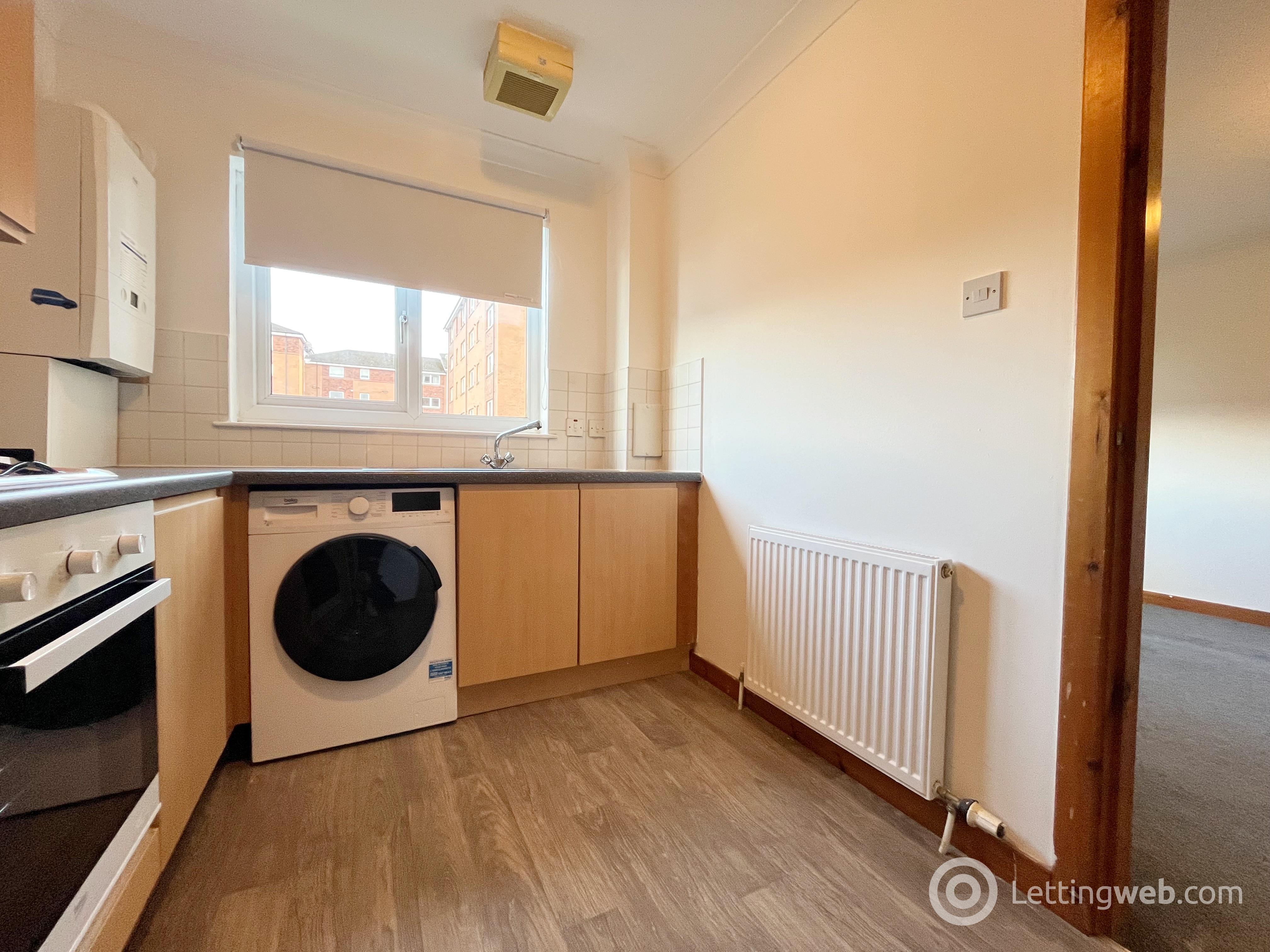 Property to rent in St. Annes Court, Hamilton, ML3 7QD