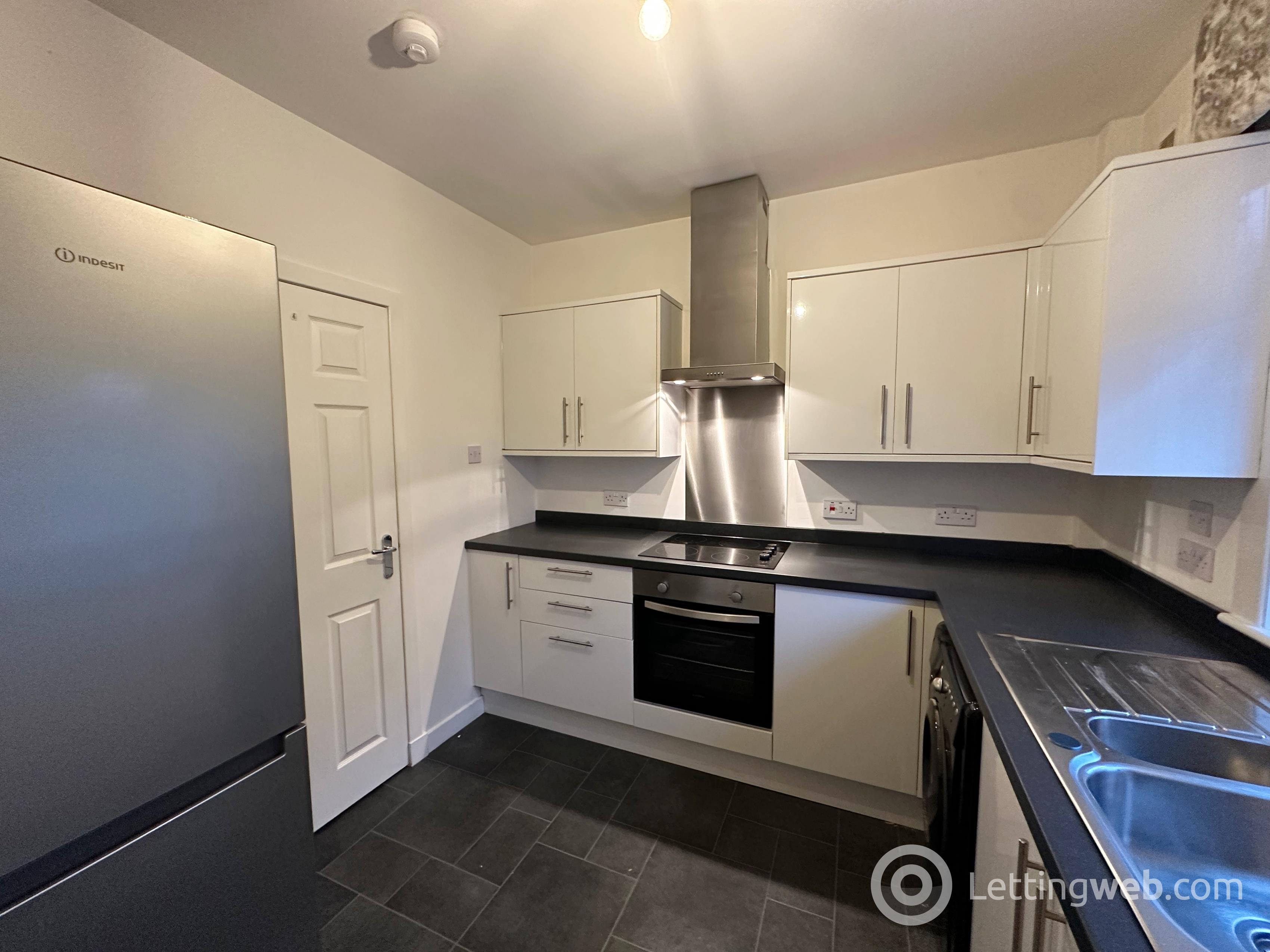 Property to rent in London Street, Larkhall, ML9 1AG