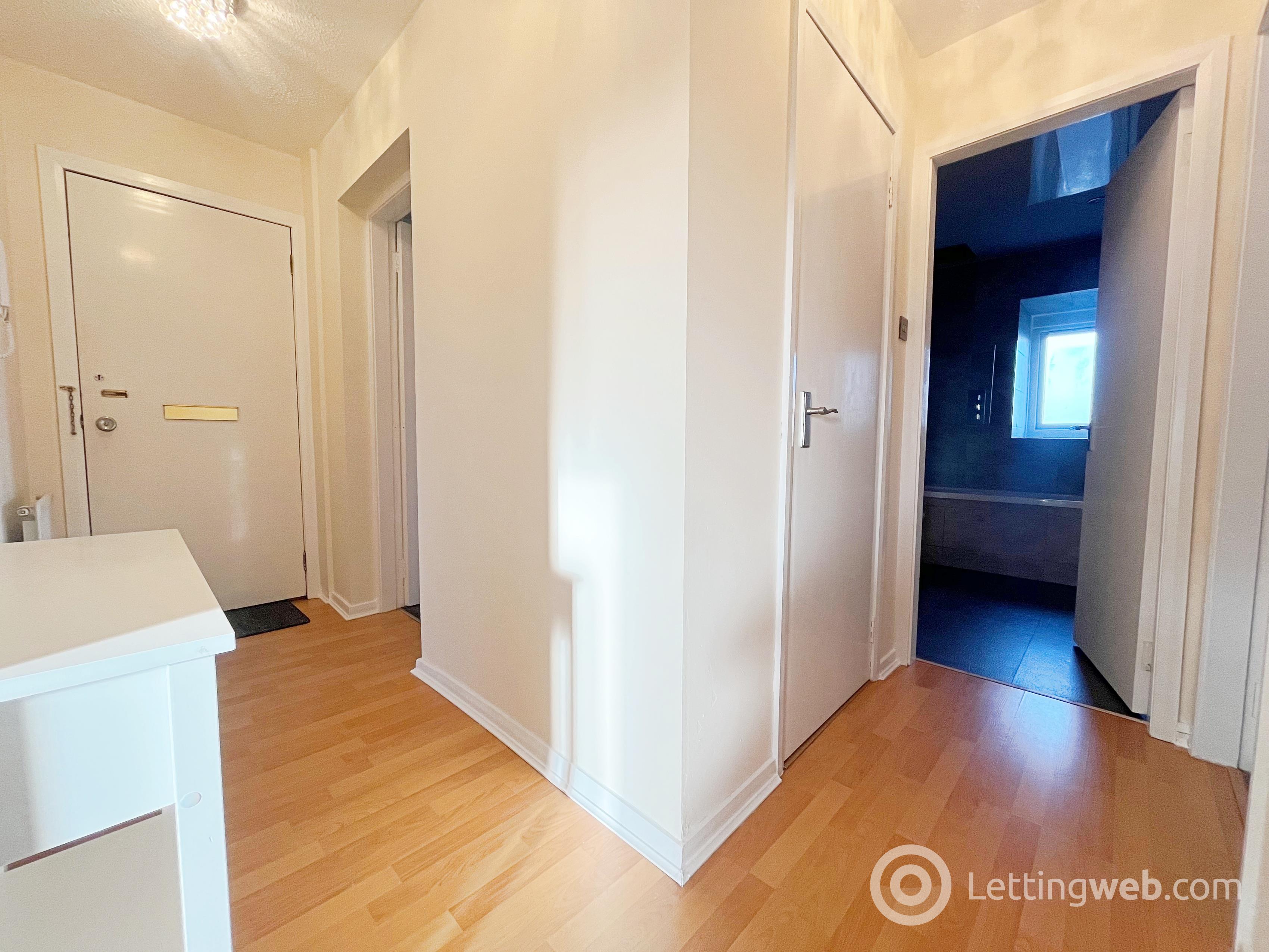 Property to rent in Park View, Strathaven, ML10 6NW