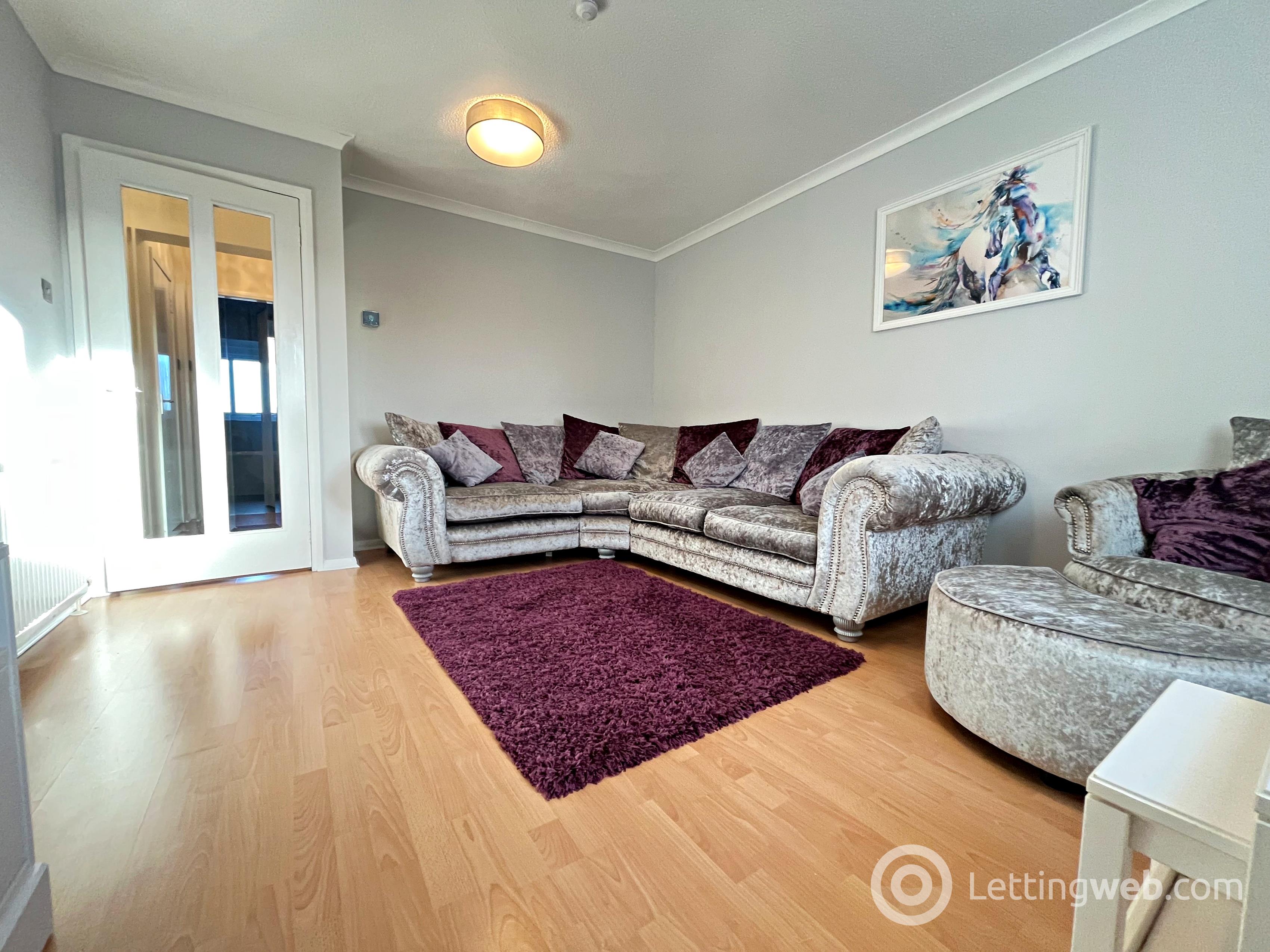 Property to rent in Park View, Strathaven, ML10 6NW