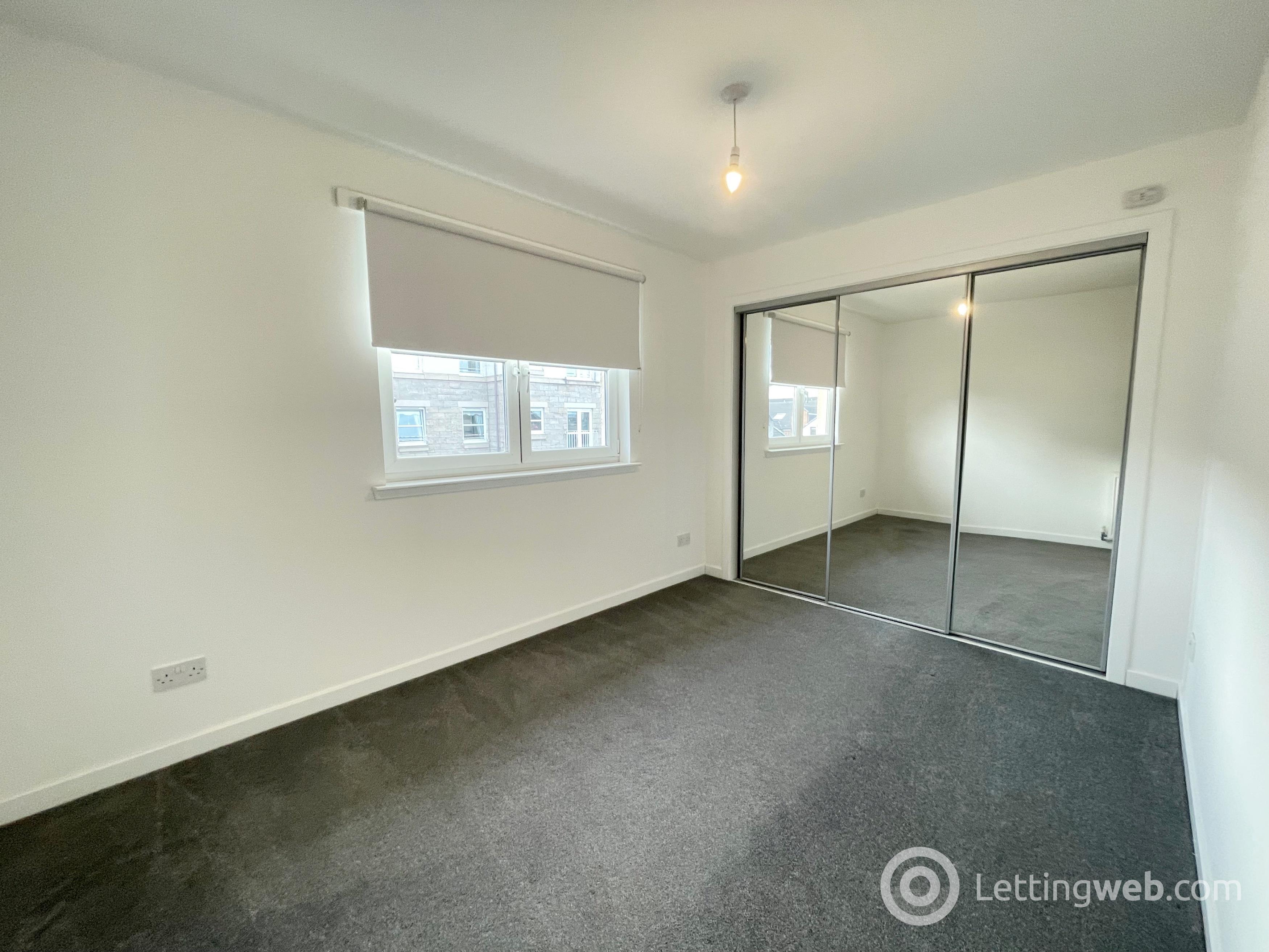 Property to rent in Woodside Walk, Hamilton, ML3 7GY