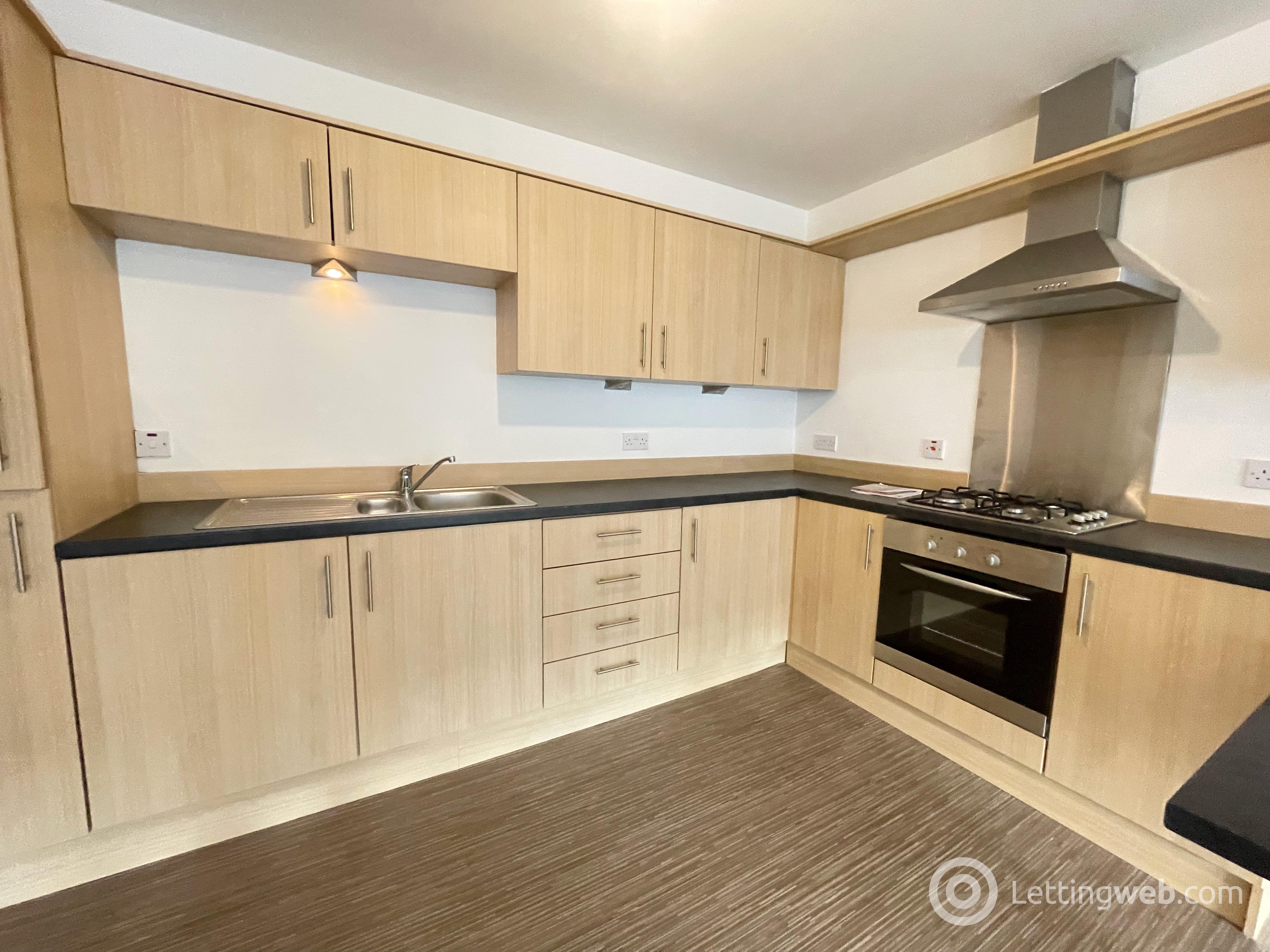 Property to rent in Woodside Walk, Hamilton, ML3 7GY