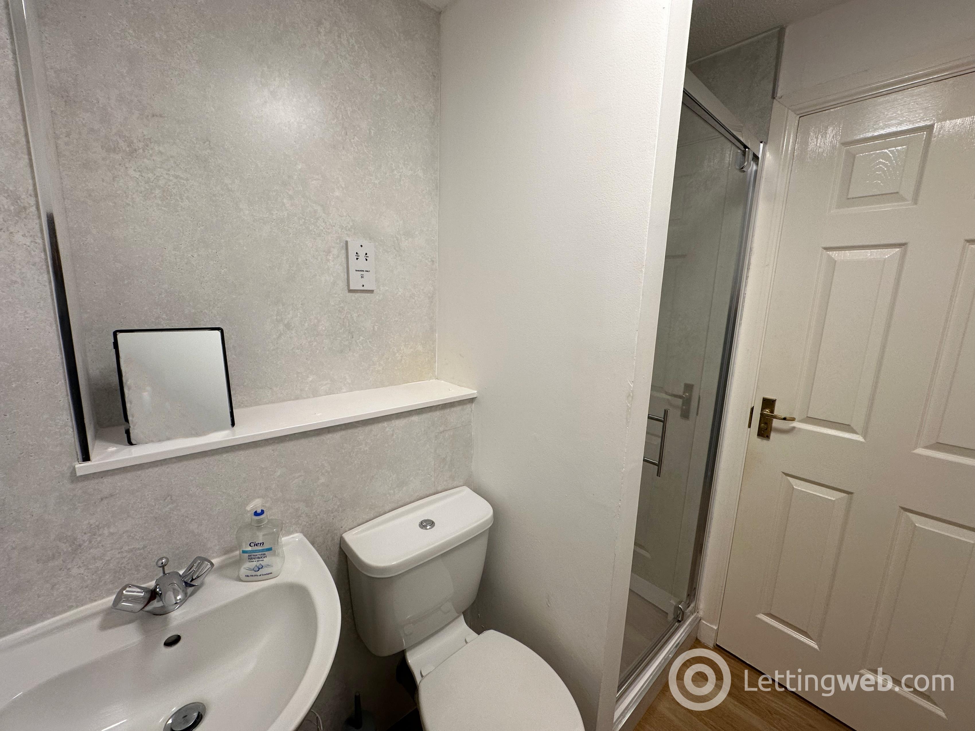 Property to rent in Grace Wynd, Hamilton, ML3 6QH