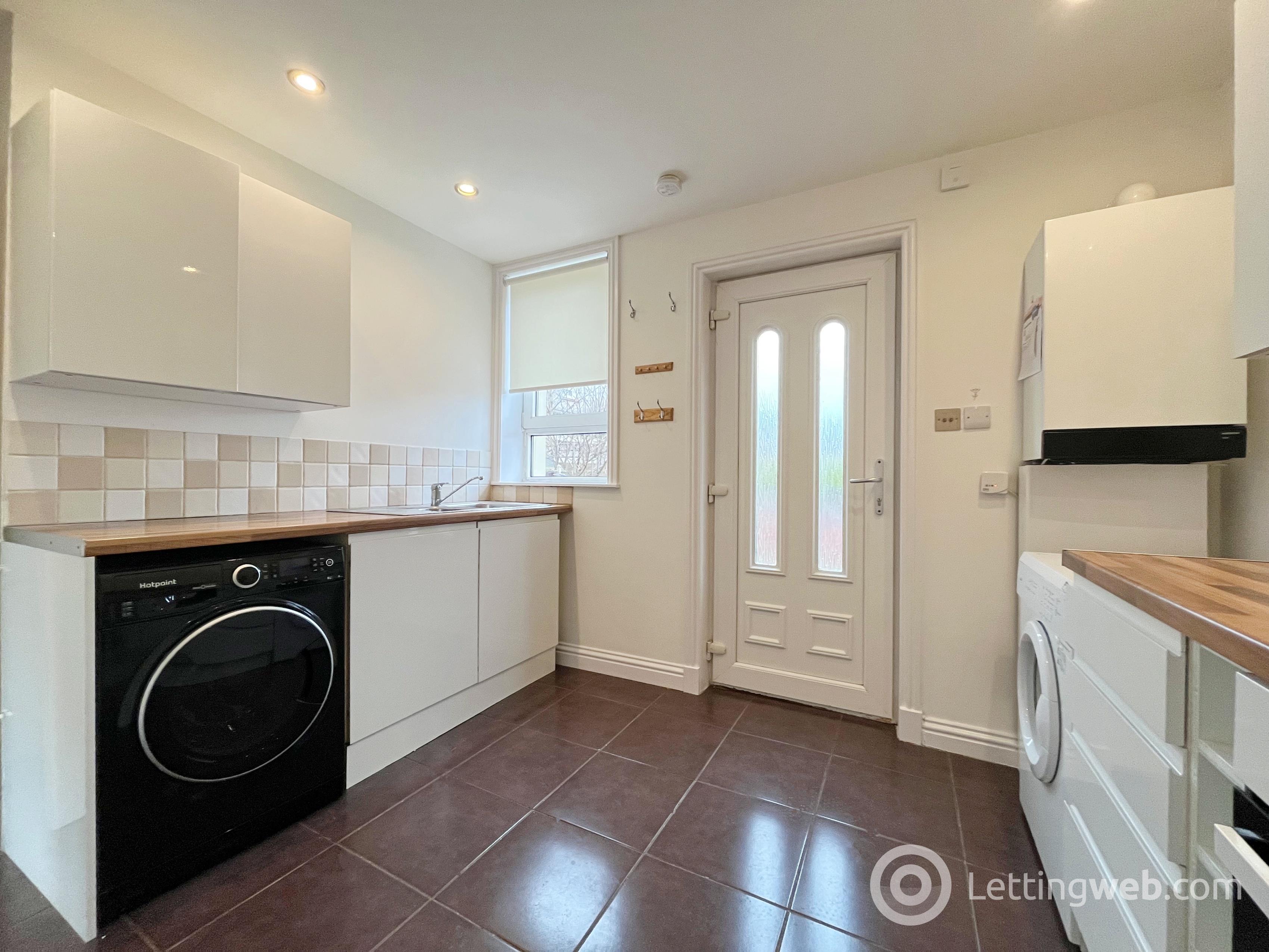 Property to rent in Agnew Avenue, Coatbridge