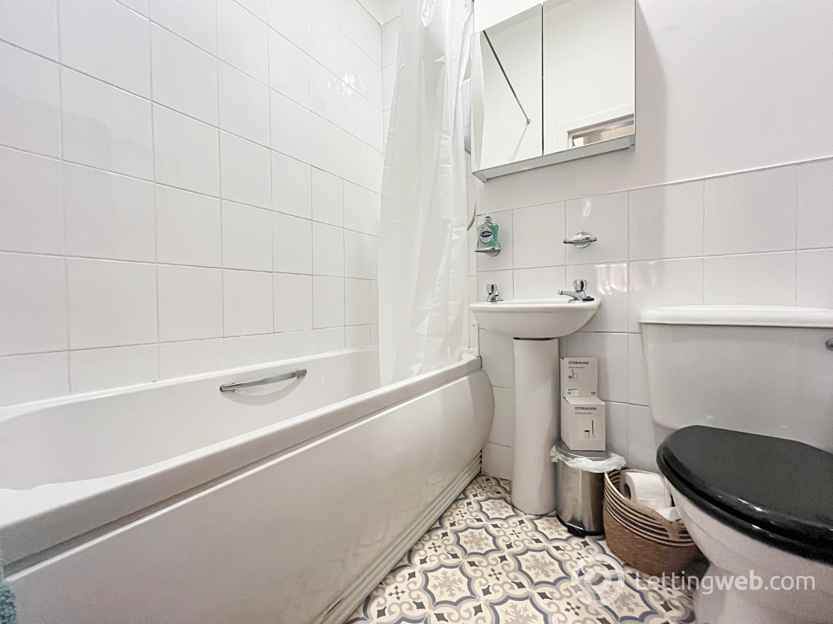 Property to rent in Woodside Walk, Hamilton, ML3 7HY