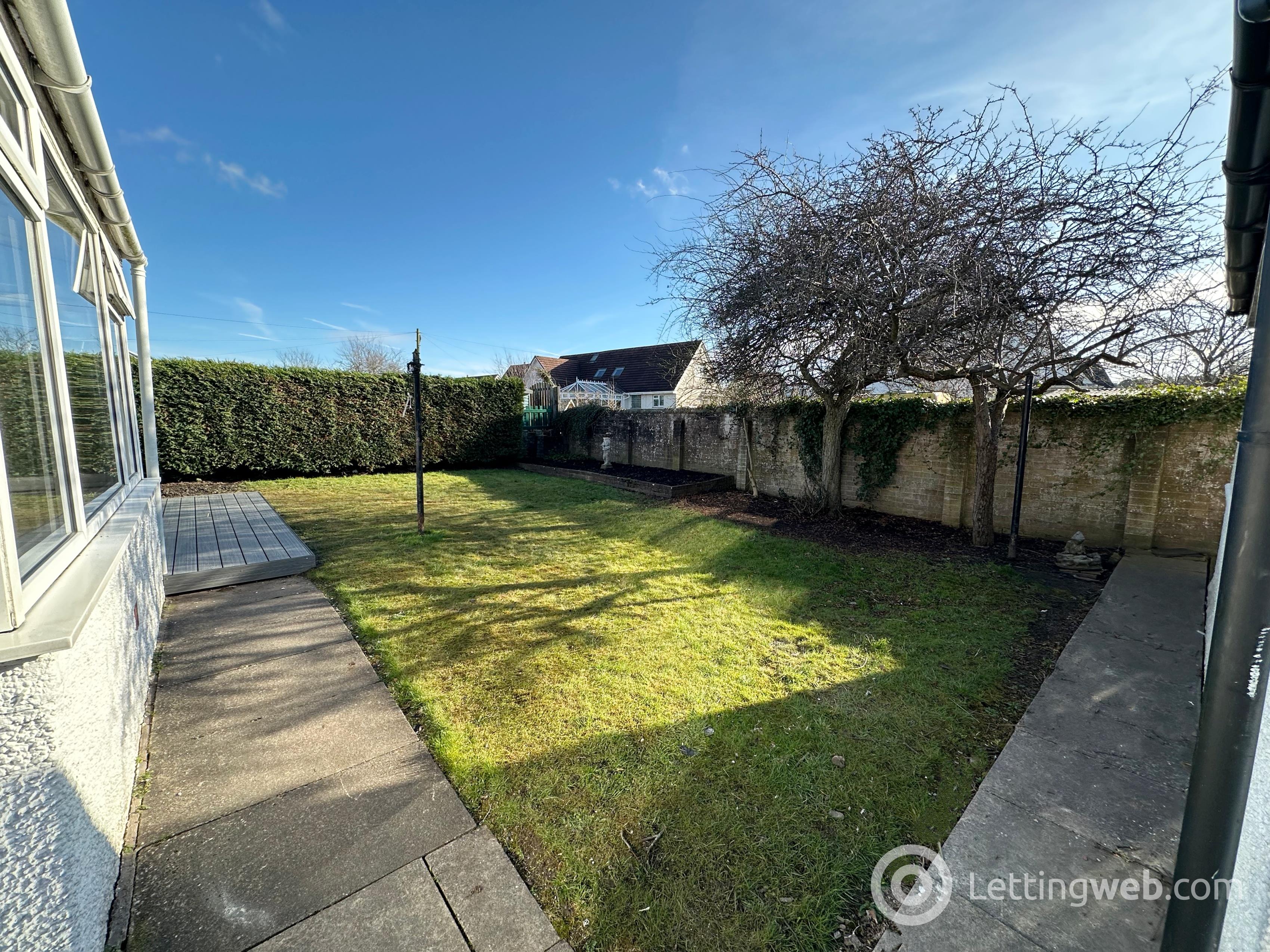 Property to rent in 2 Woodland Gardens, Hamilton, ML3 7JE