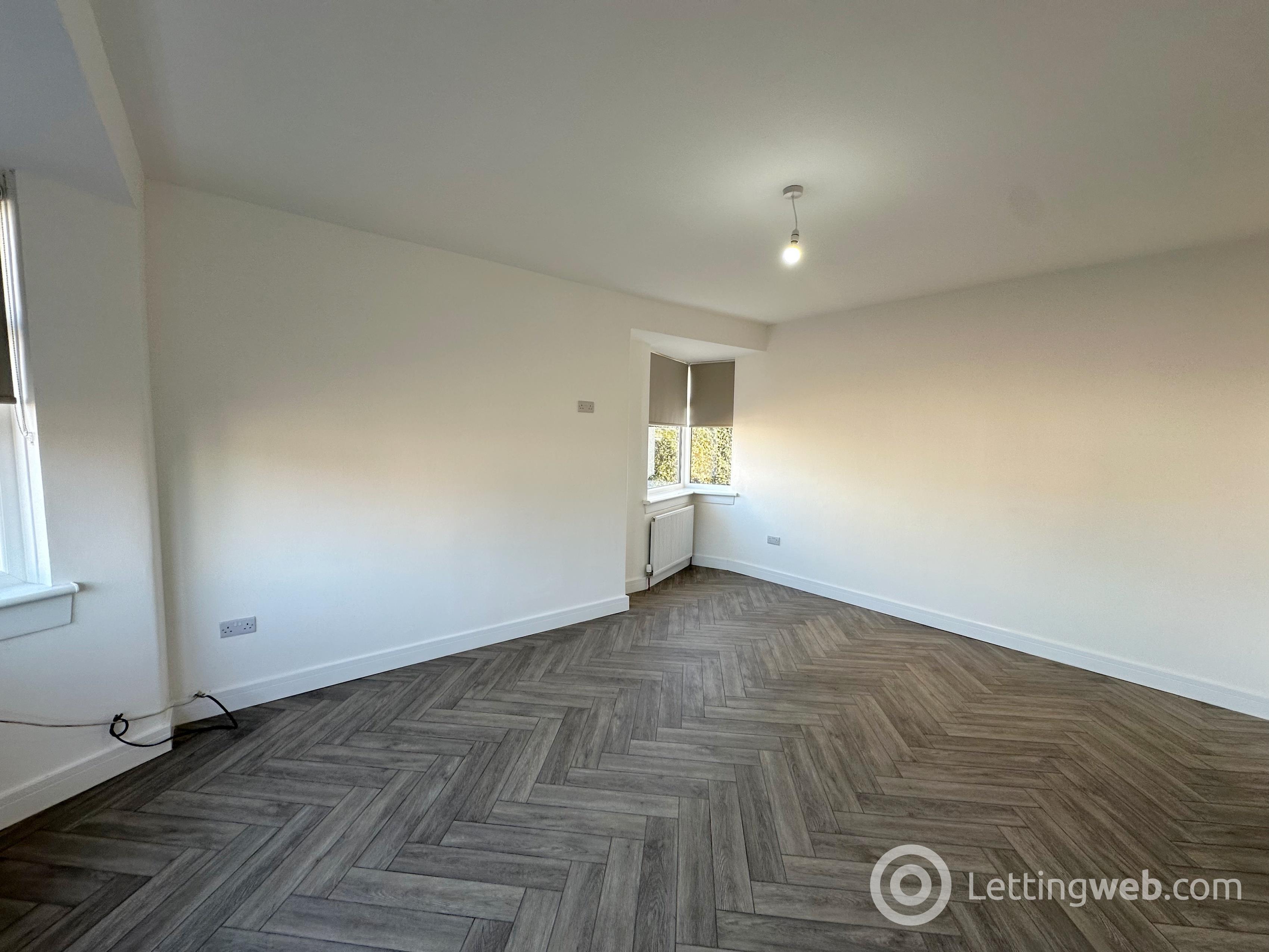 Property to rent in 2 Woodland Gardens, Hamilton, ML3 7JE