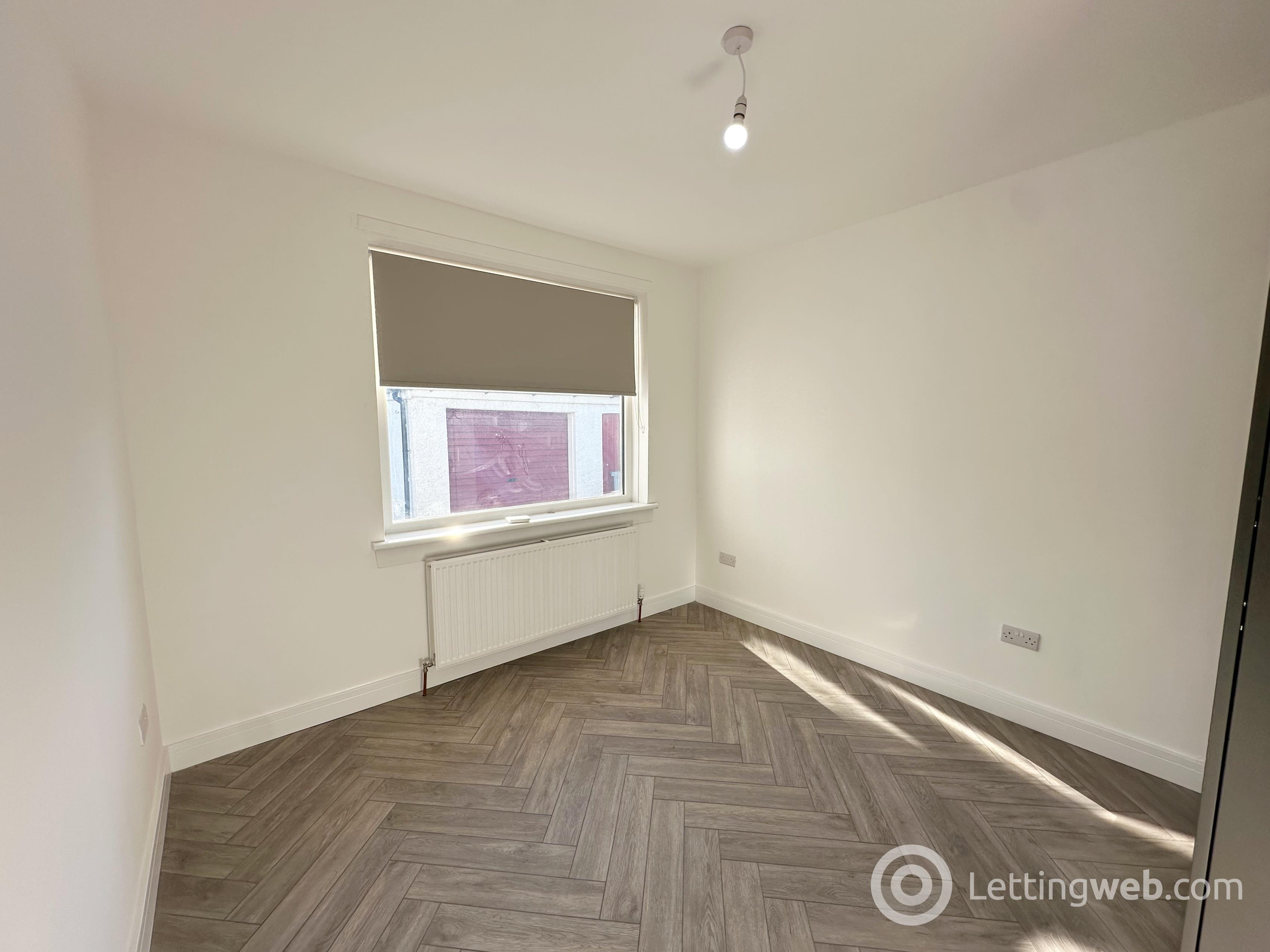 Property to rent in 2 Woodland Gardens, Hamilton, ML3 7JE