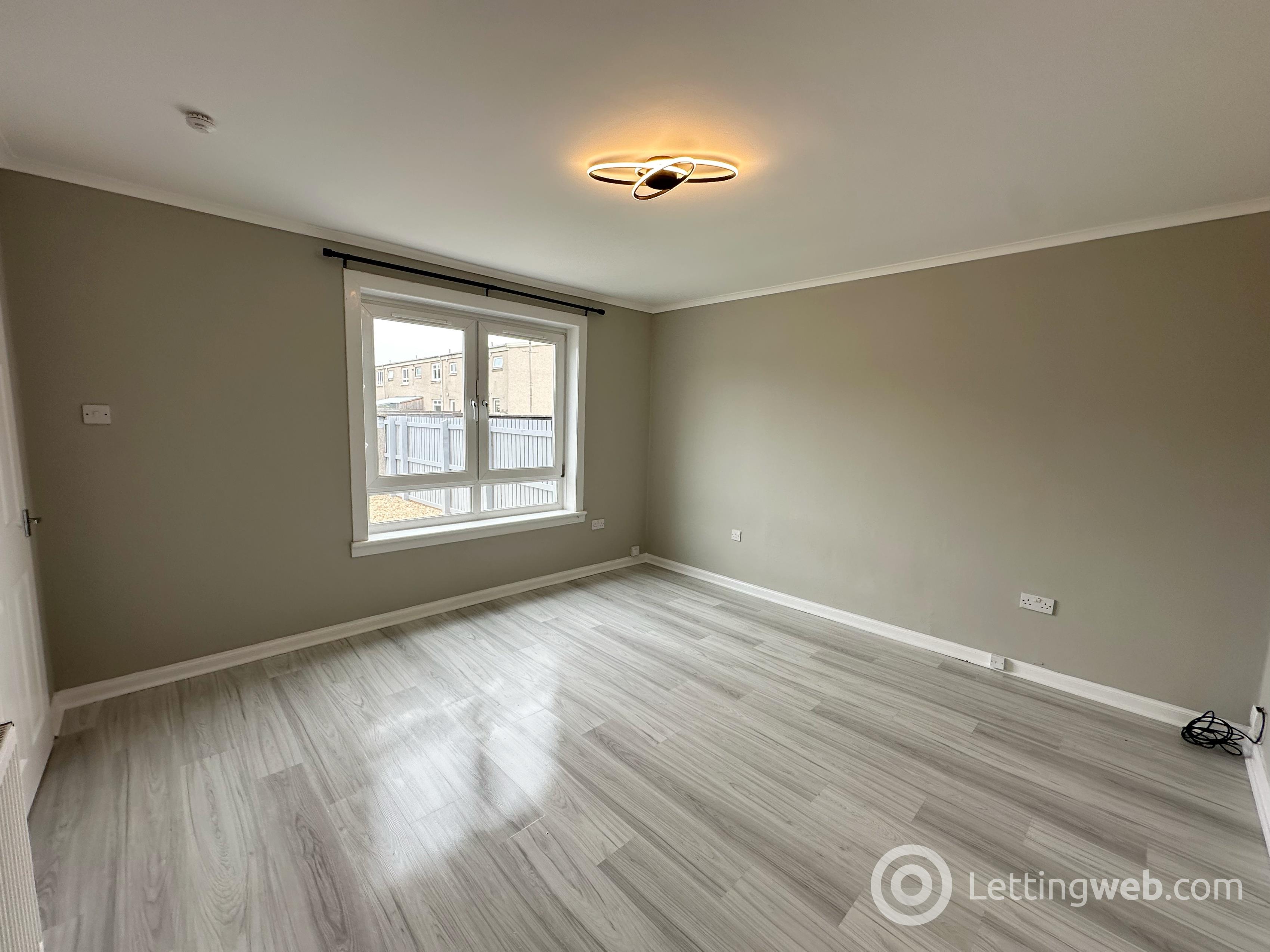 Property to rent in Appledore Crescent, Bothwell, Glasgow, G71 8HZ