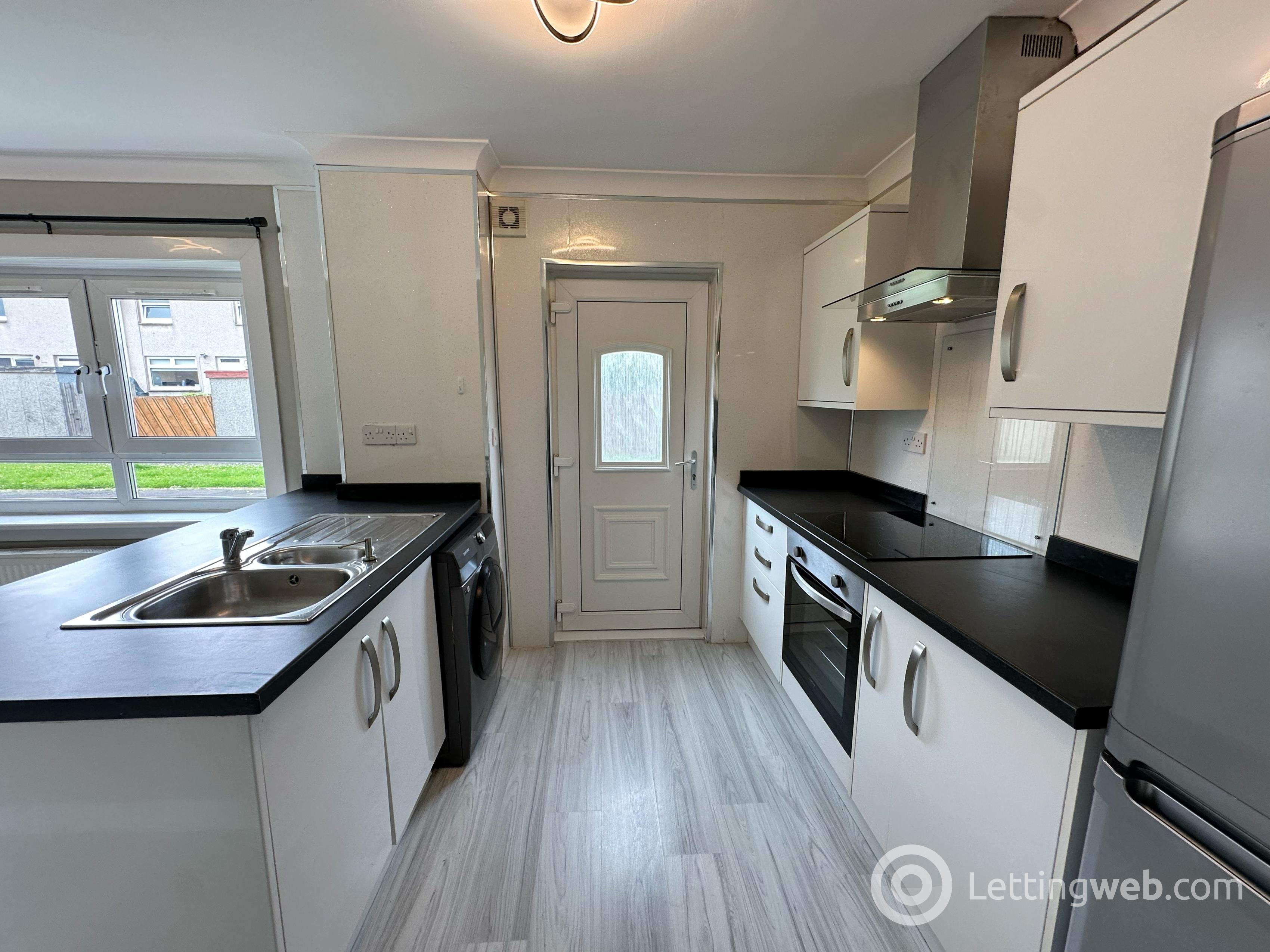 Property to rent in Appledore Crescent, Bothwell, Glasgow, G71 8HZ