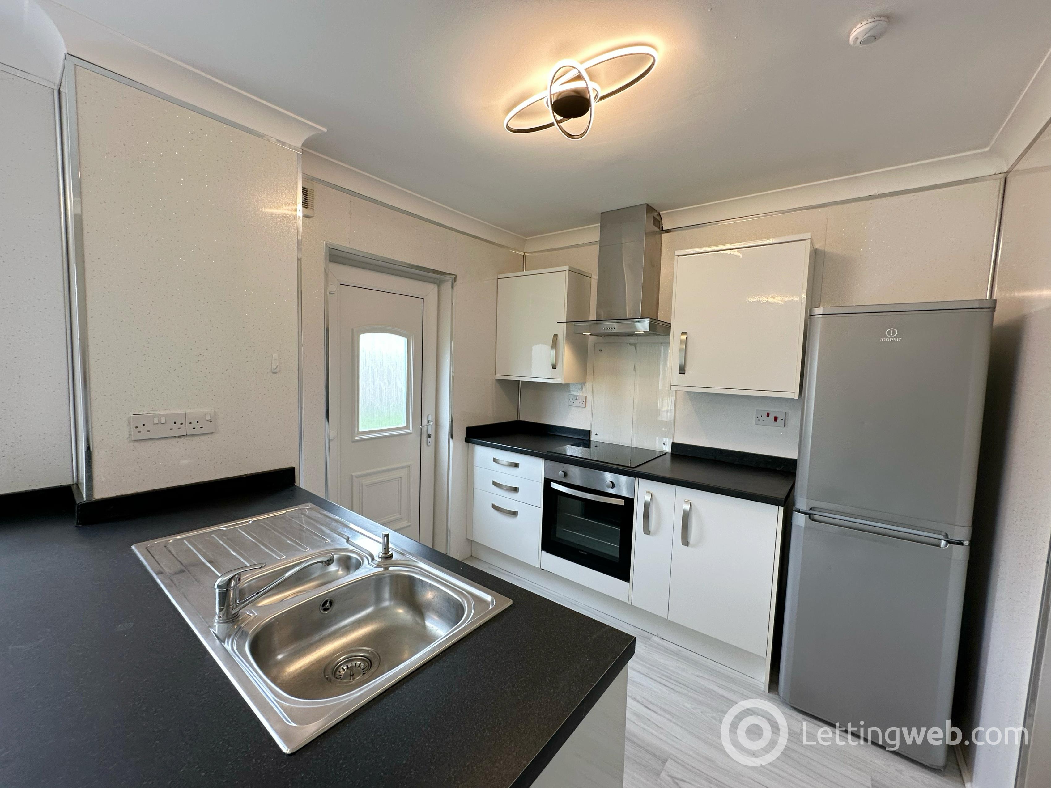 Property to rent in Appledore Crescent, Bothwell, Glasgow, G71 8HZ