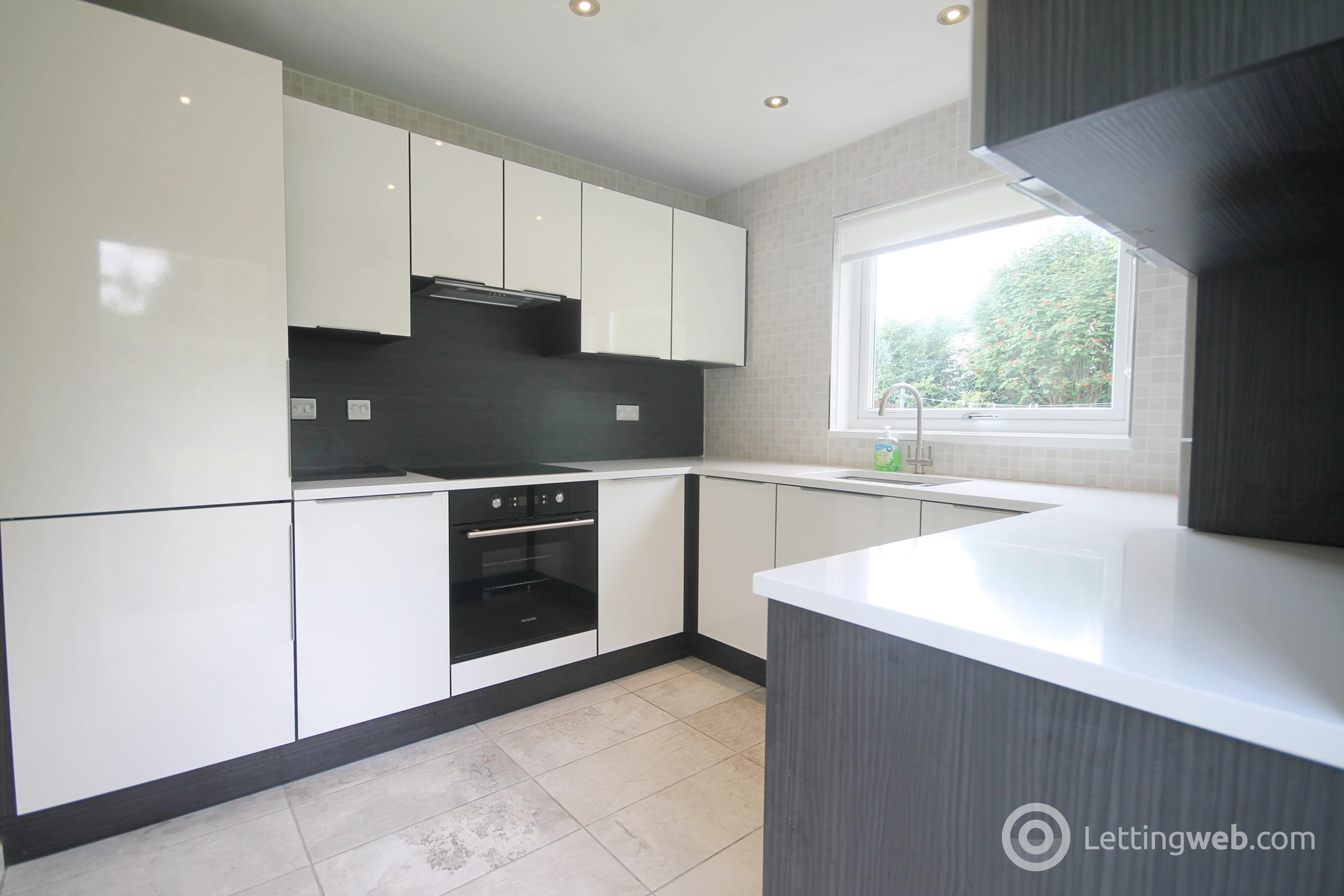 Property to rent in Church Road, Giffnock