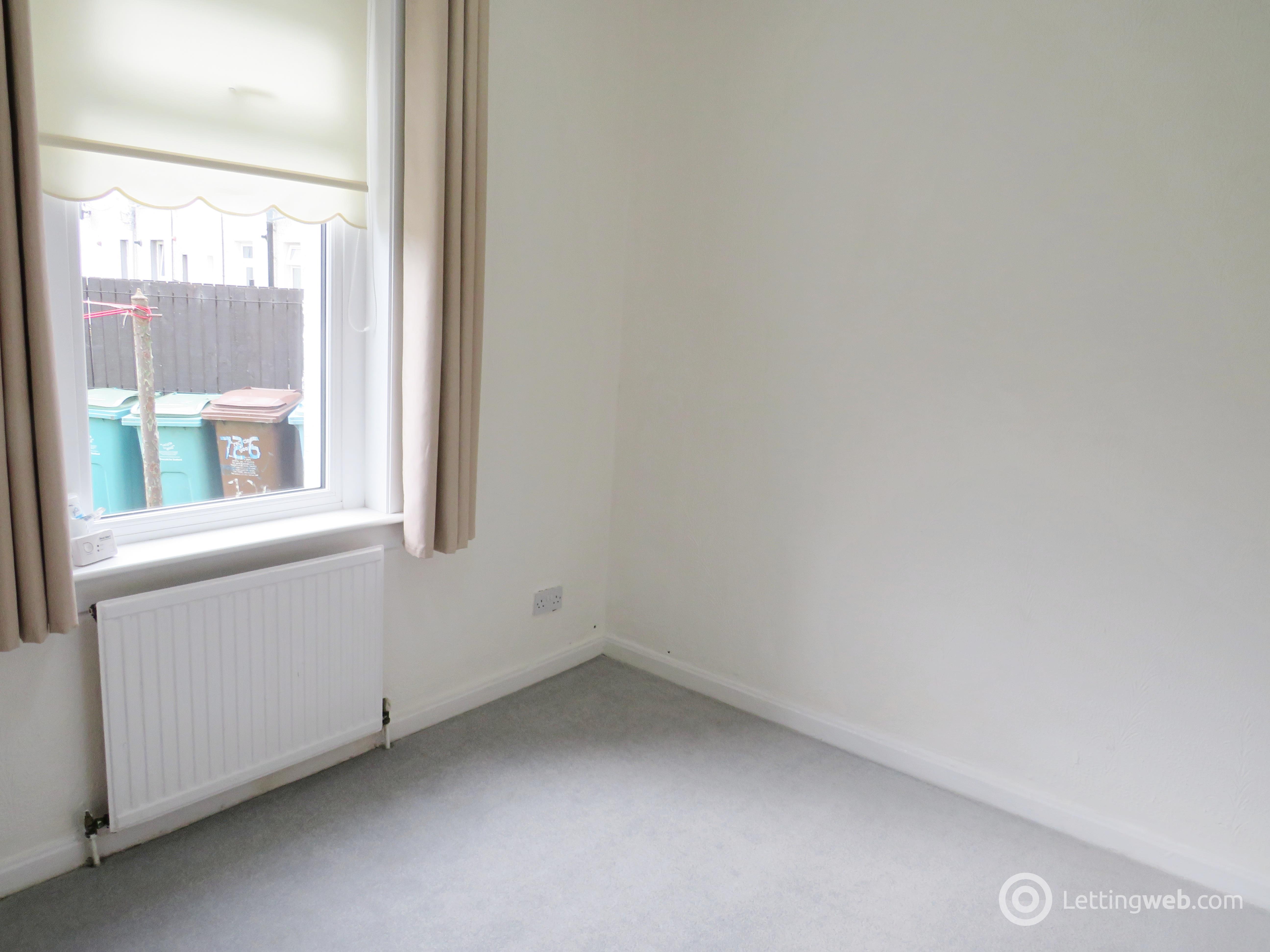 Property to rent in Old Edinburgh Road, Uddingston