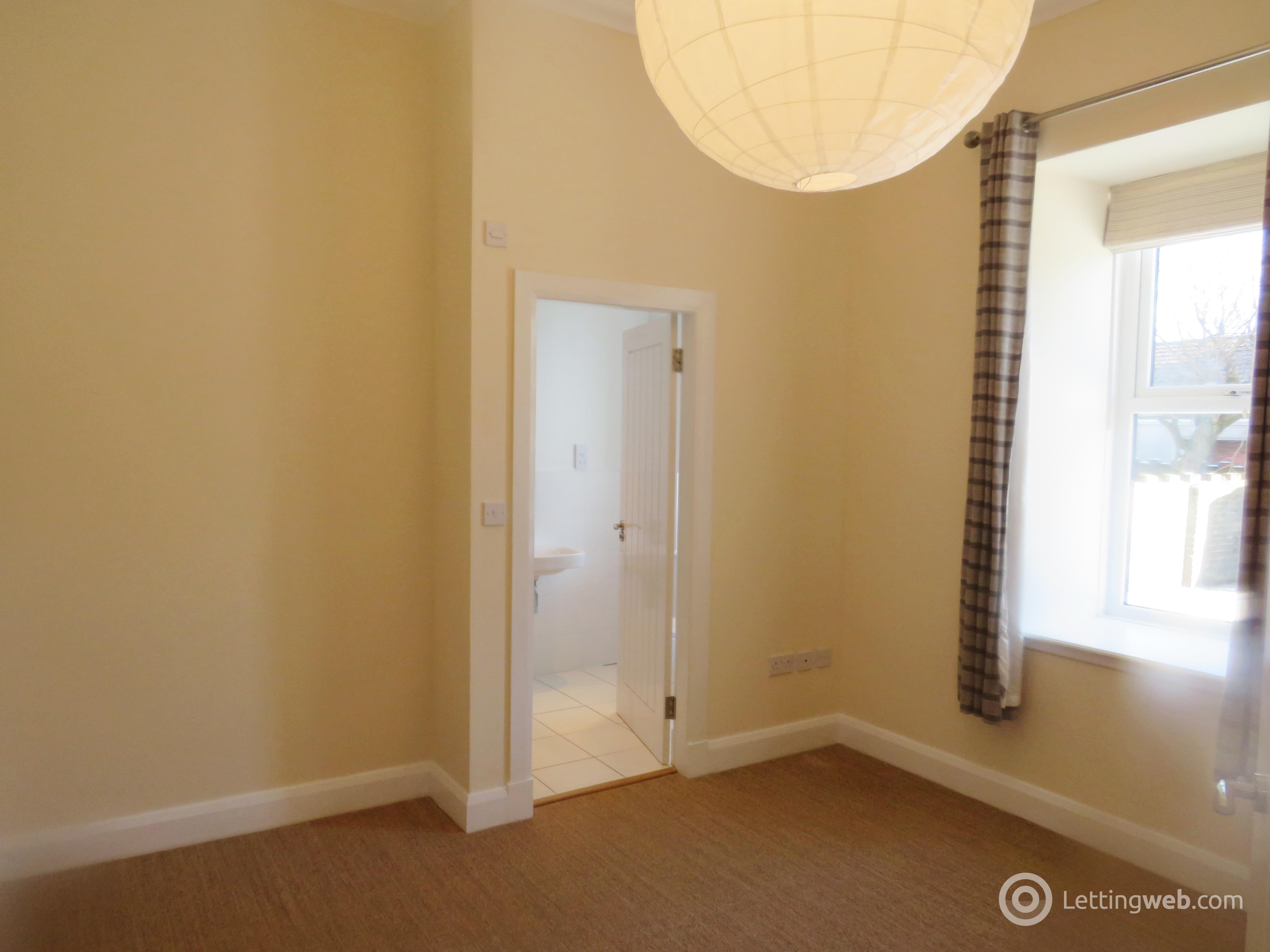 Property to rent in Chapel Road, Strathaven