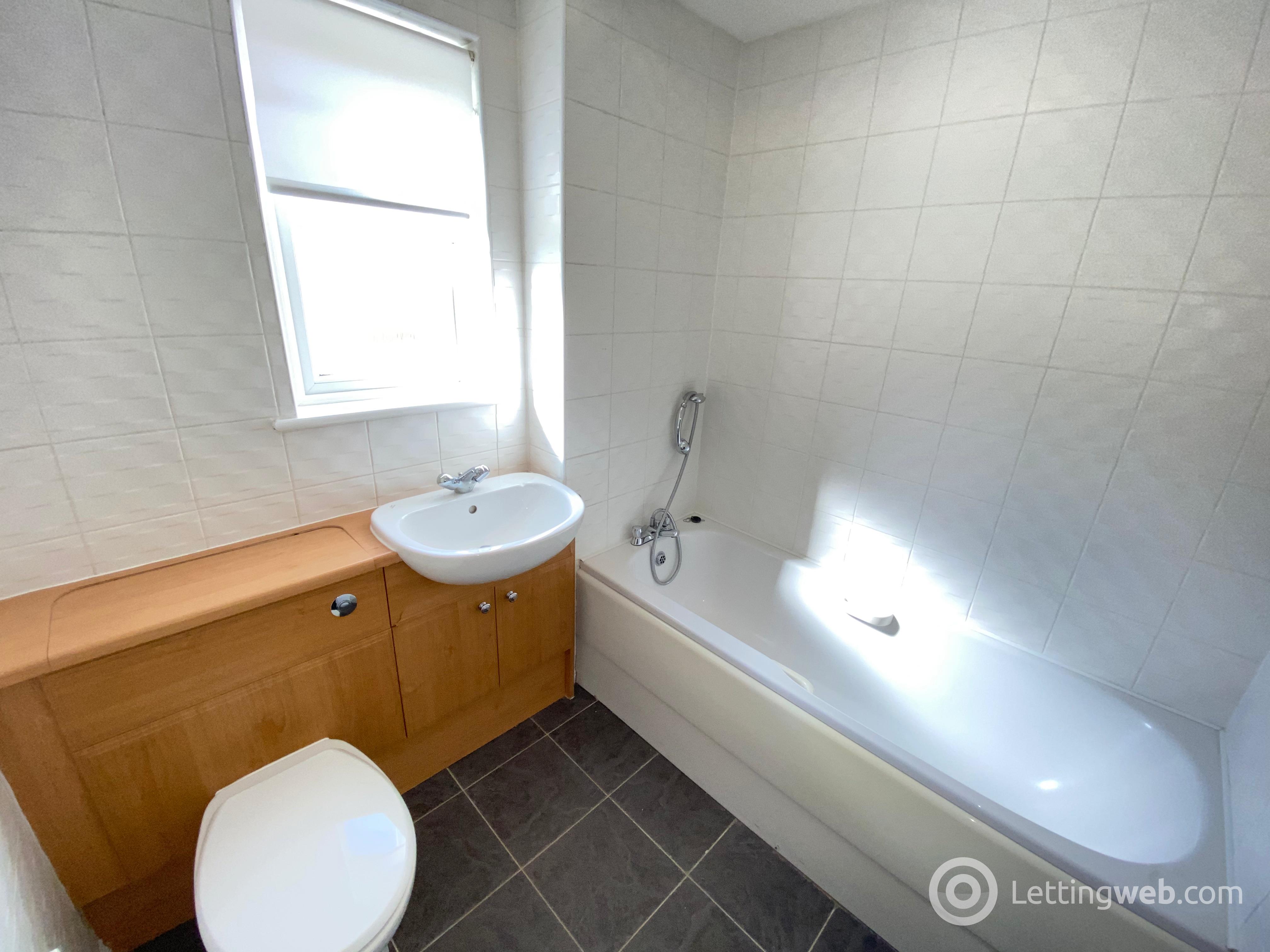 Property to rent in Redwood Lane, Hamilton