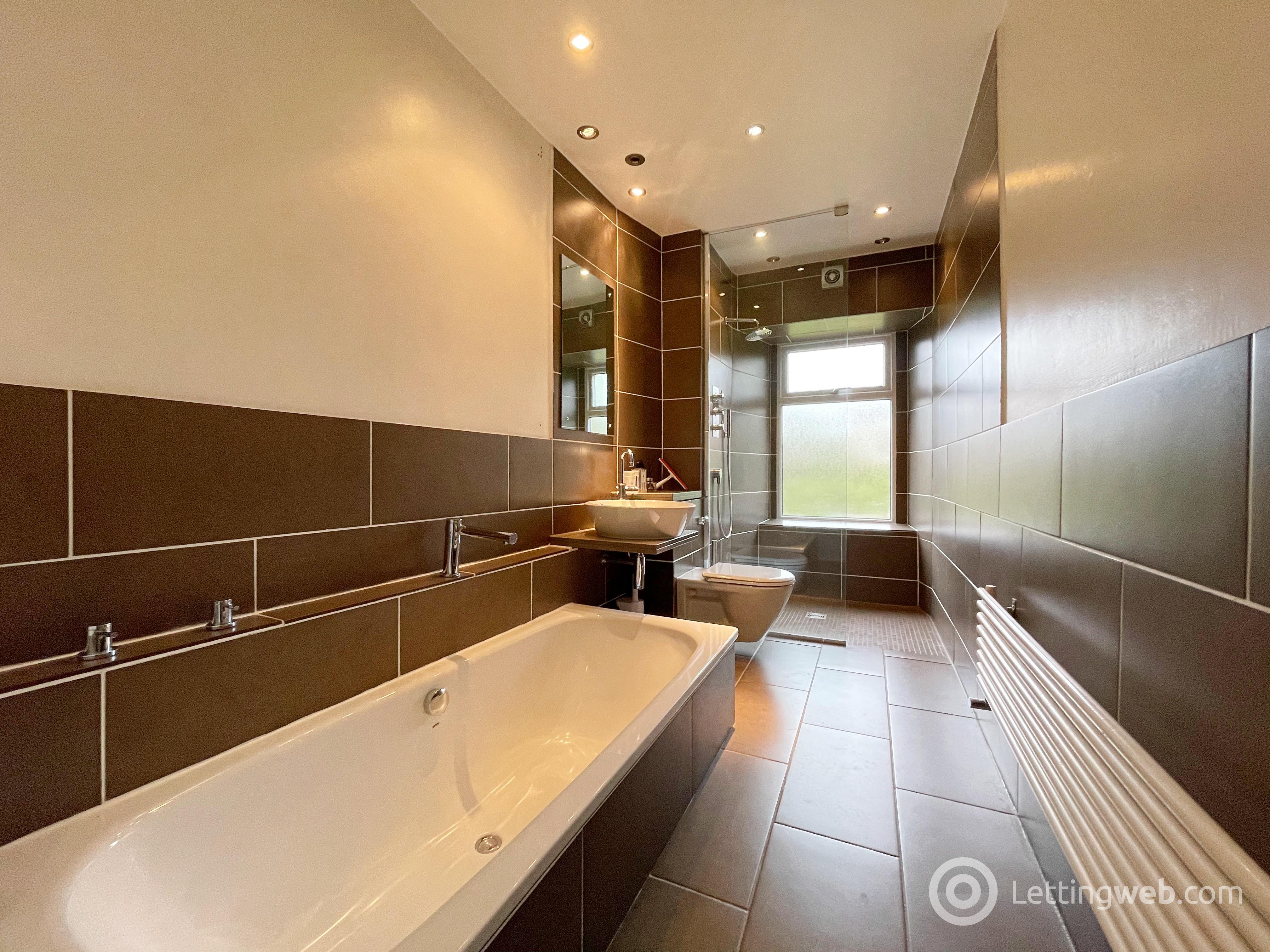 Property to rent in Fife Crescent, Bothwell