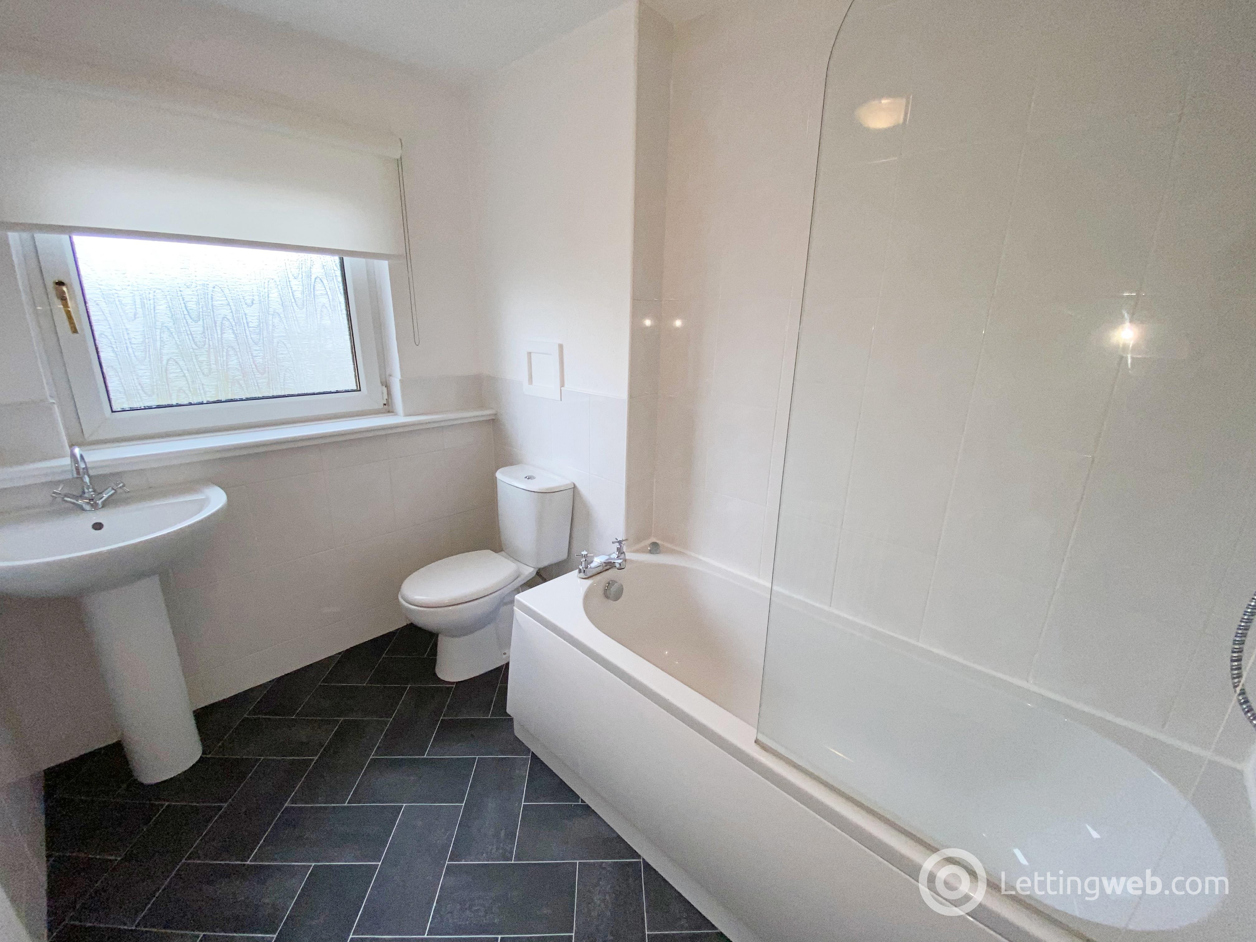 Property to rent in 8 Clova Place, Uddingston, Glasgow, G71 7BQ