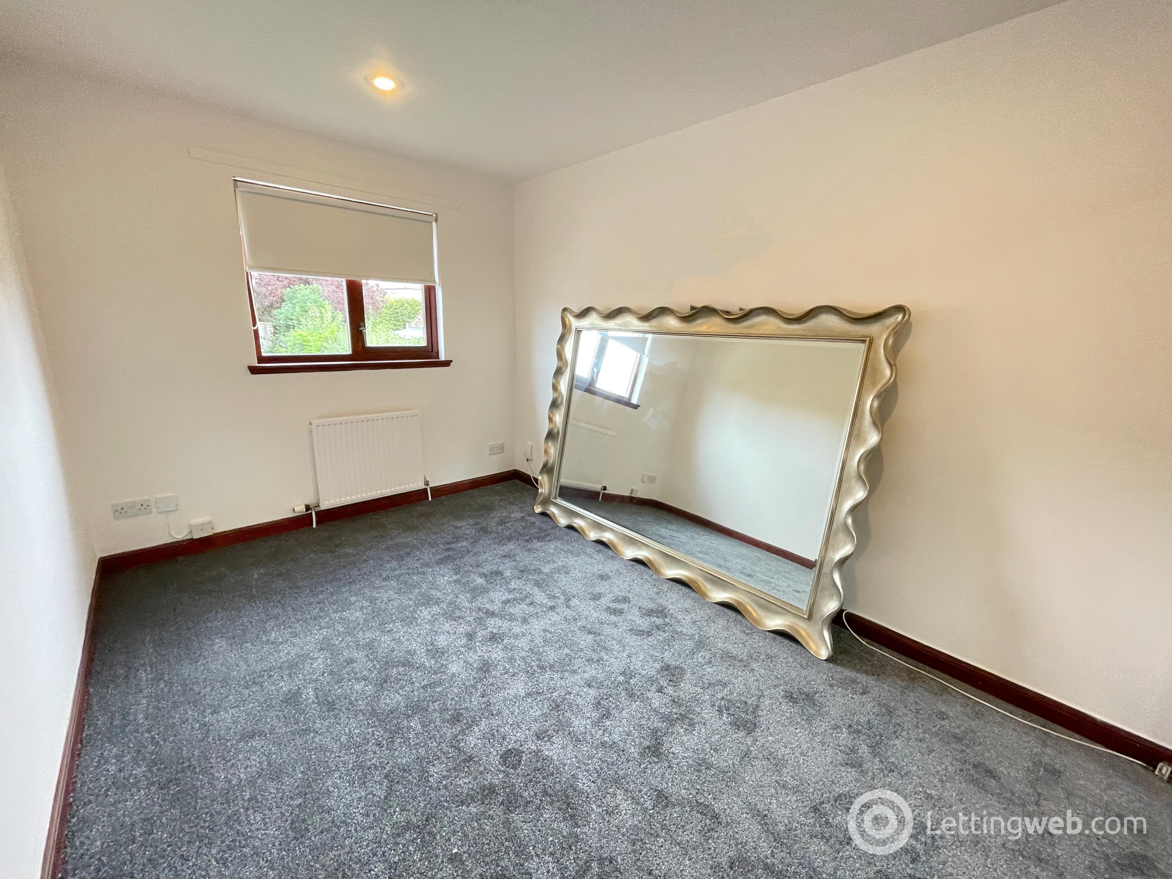 Property to rent in Neilson Court, Hamilton, ML3 7YP