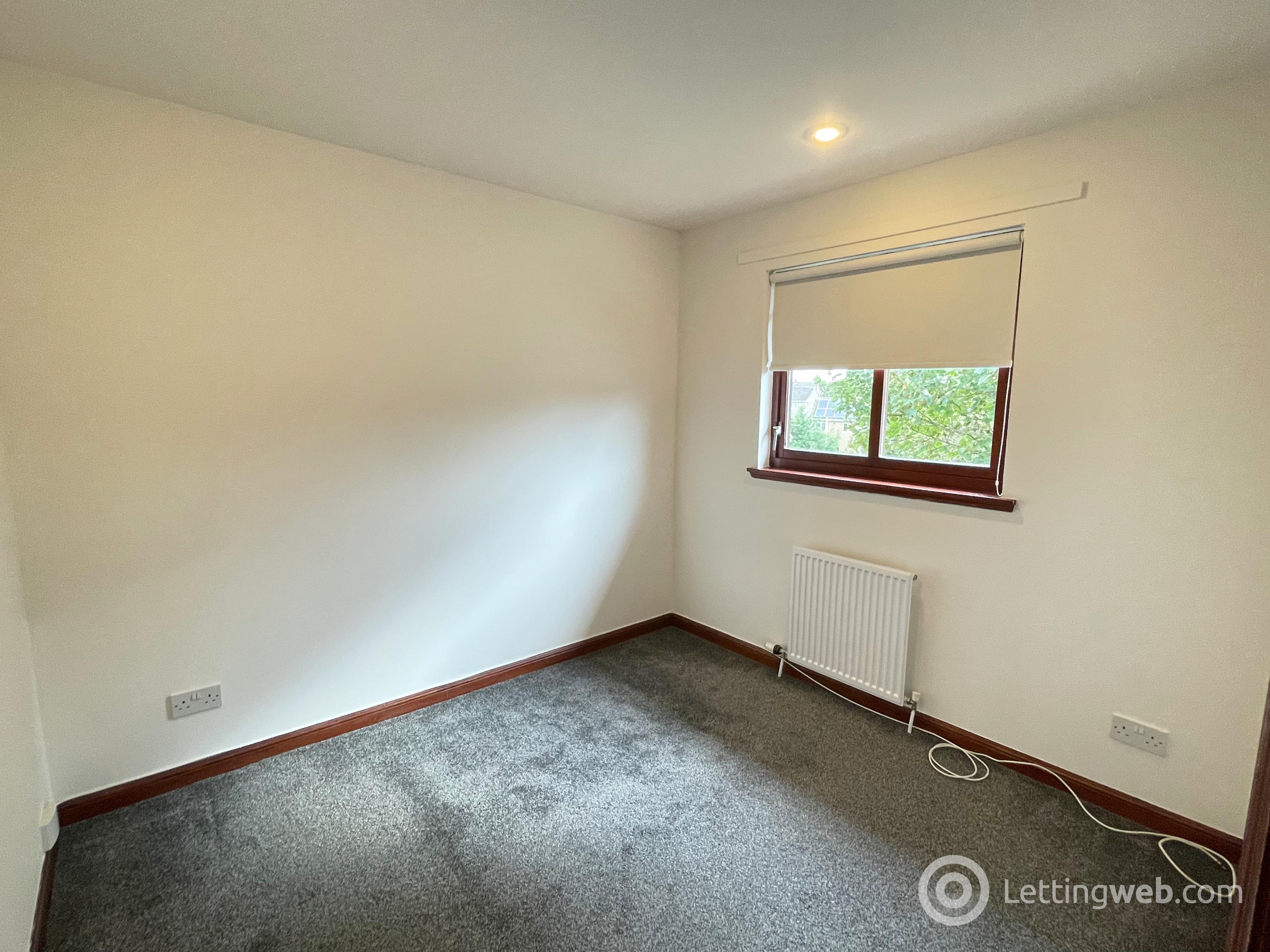 Property to rent in Neilson Court, Hamilton, ML3 7YP