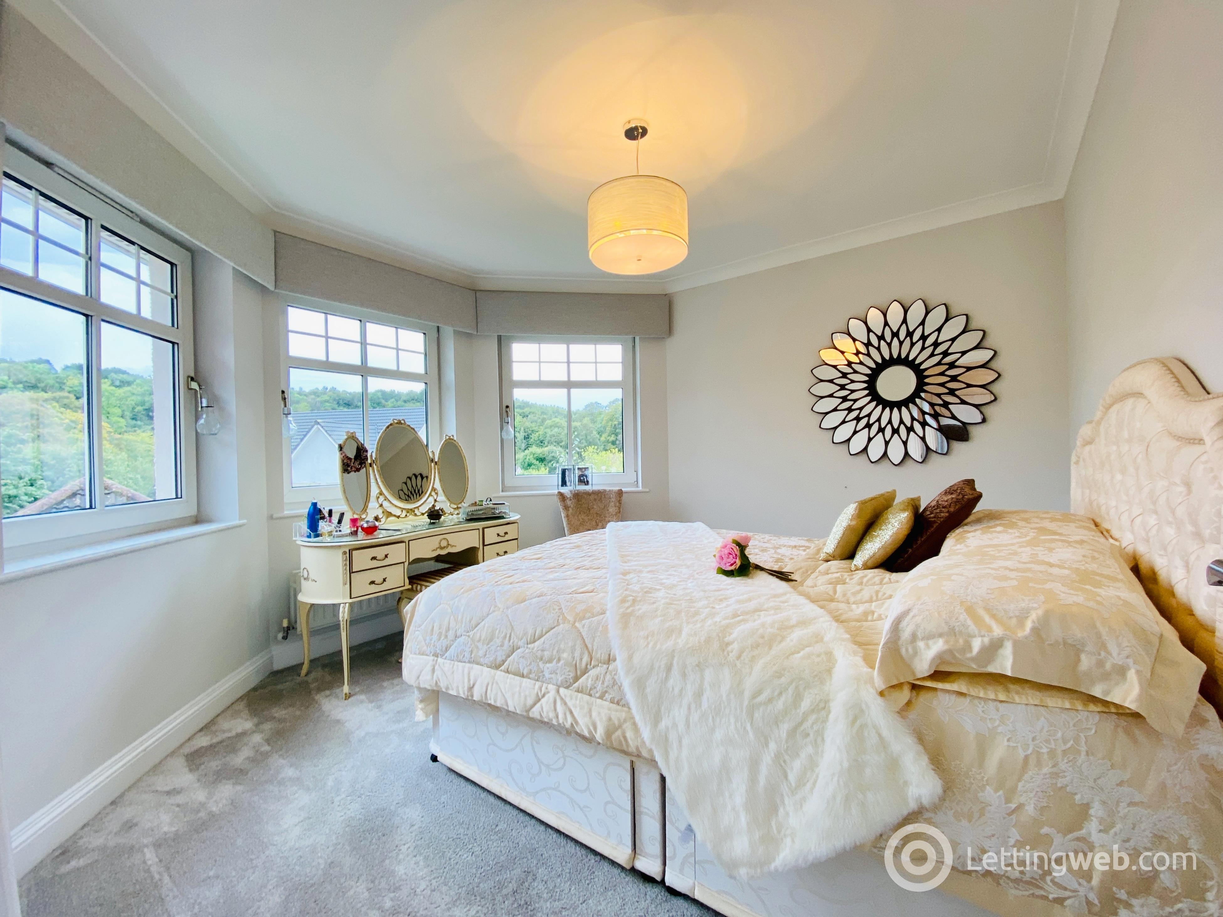 Property to rent in Royal Gardens, Bothwell, Glasgow, G71 8SY