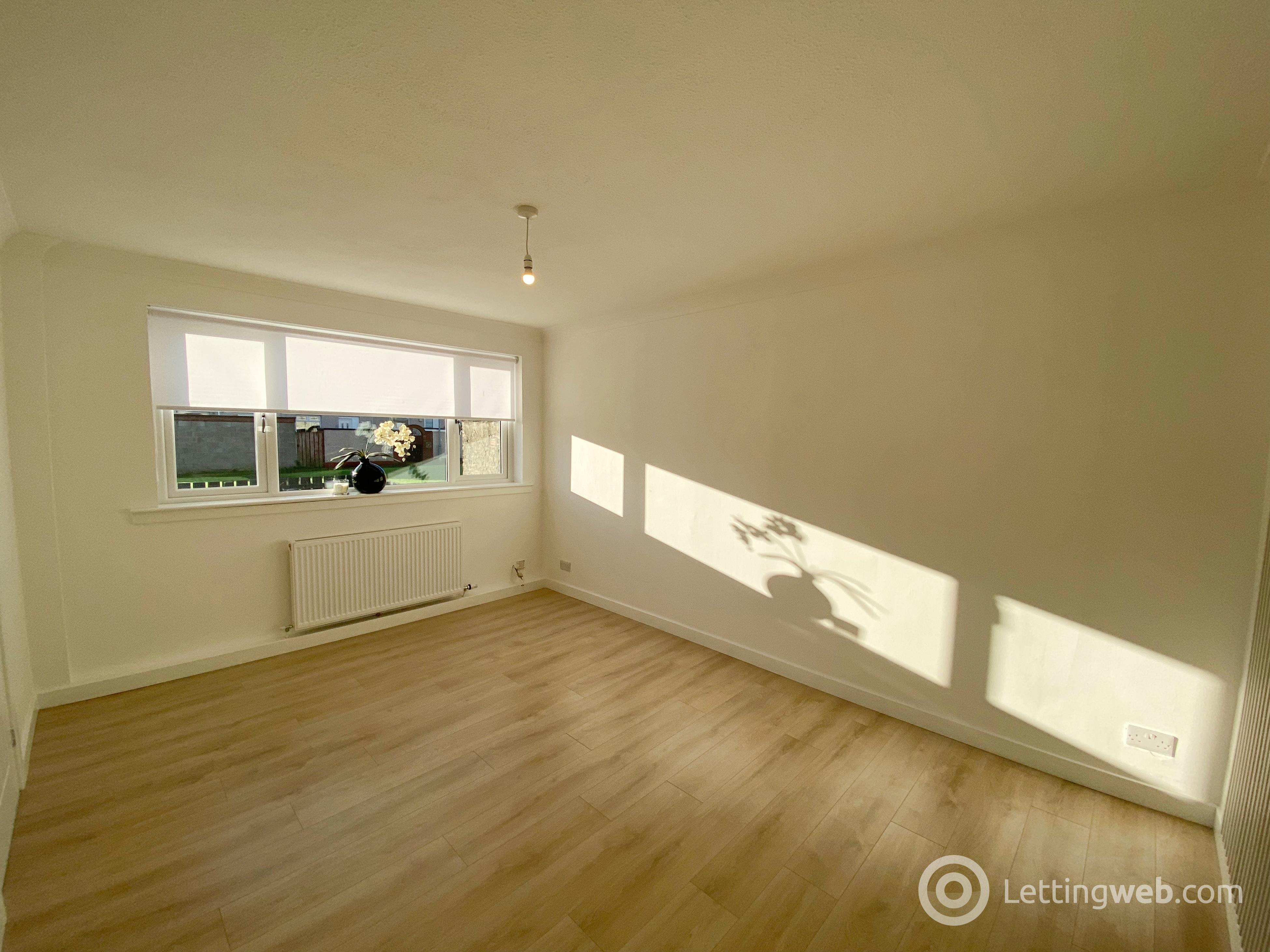 Property to rent in Trinity Way, Larkhall, ML9 2SH