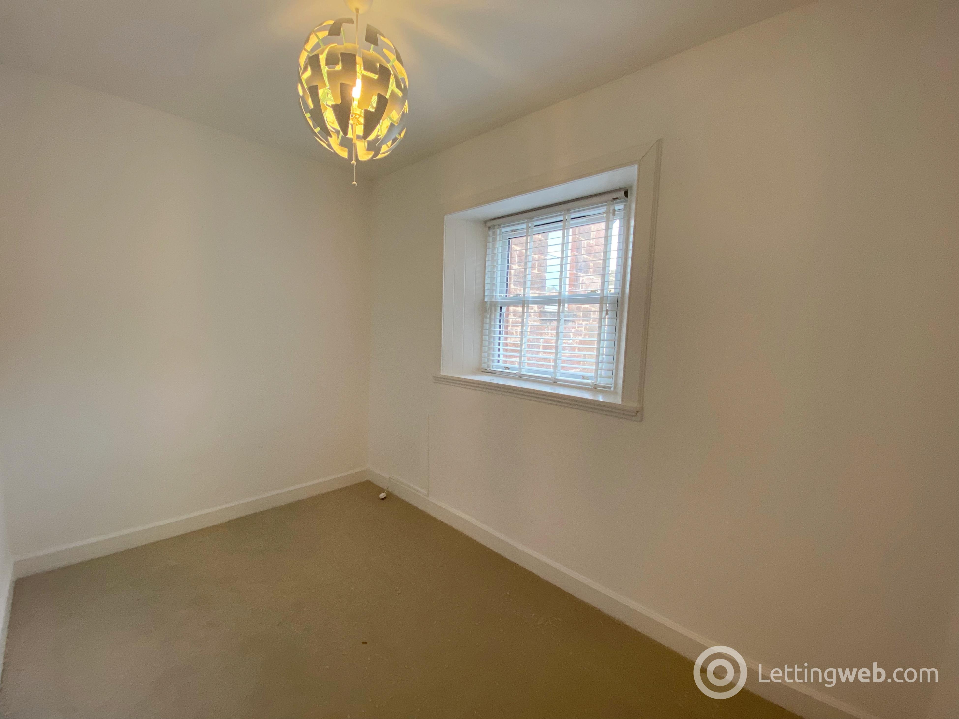 Property to rent in Fife Crescent, Bothwell, Glasgow, G71 8DG