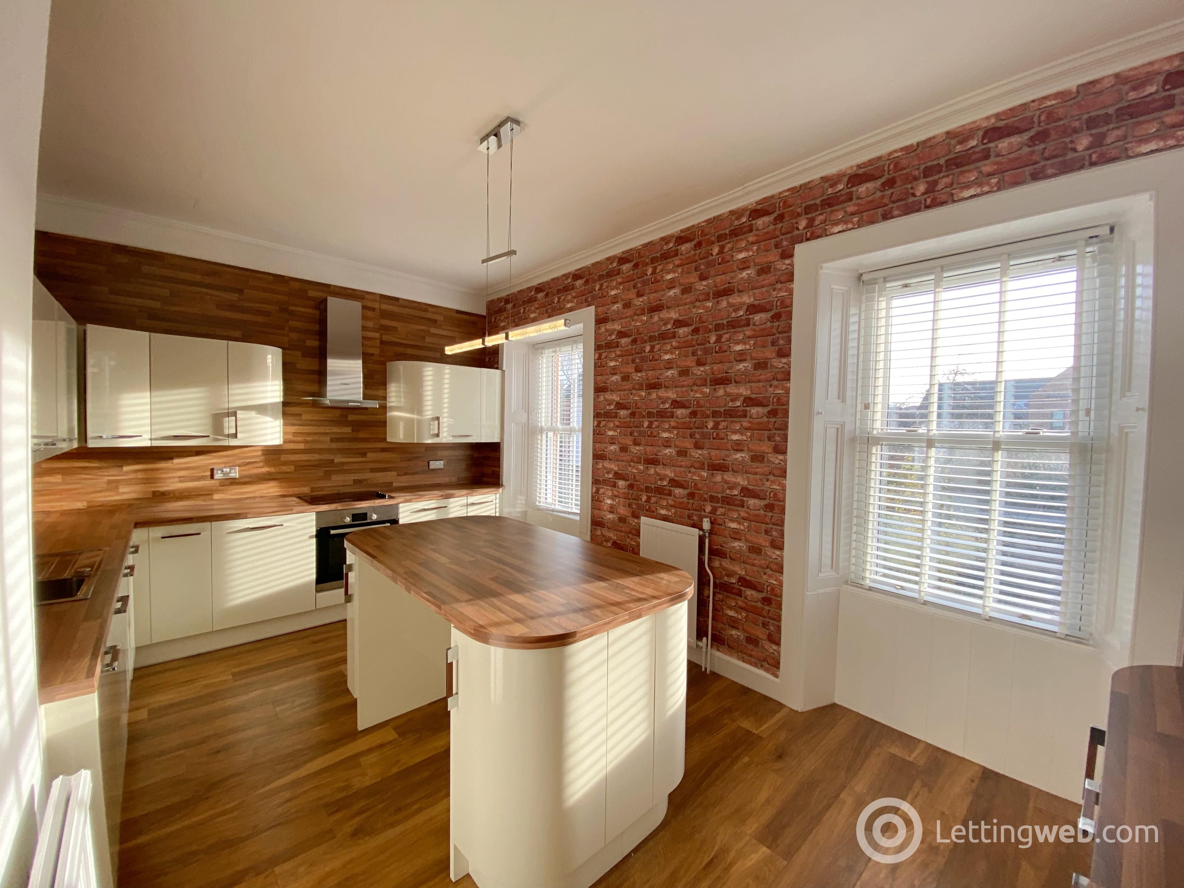 Property to rent in Fife Crescent, Bothwell, Glasgow, G71 8DG